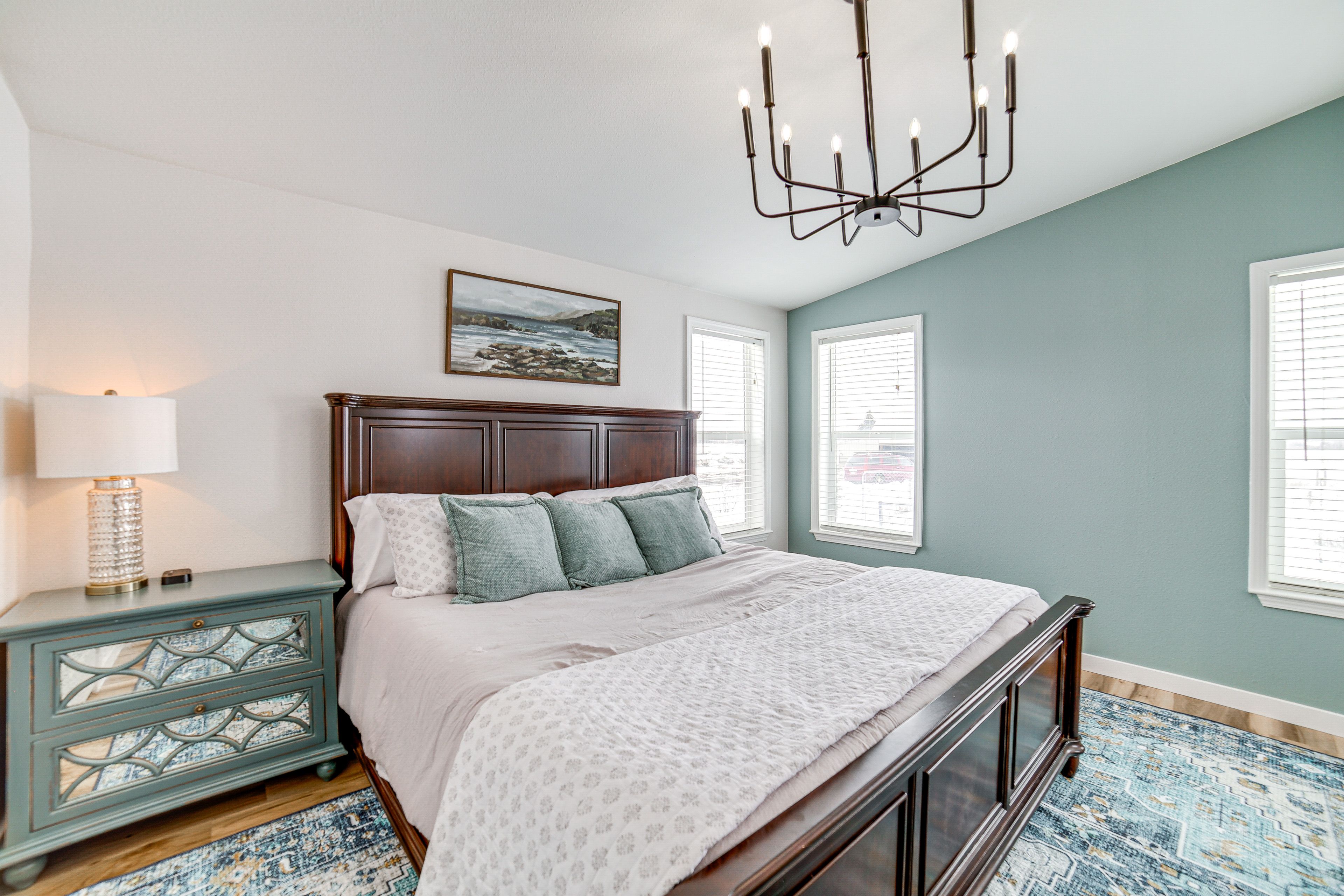 Bedroom 1 | King Bed | Twin Cot | Linens Provided