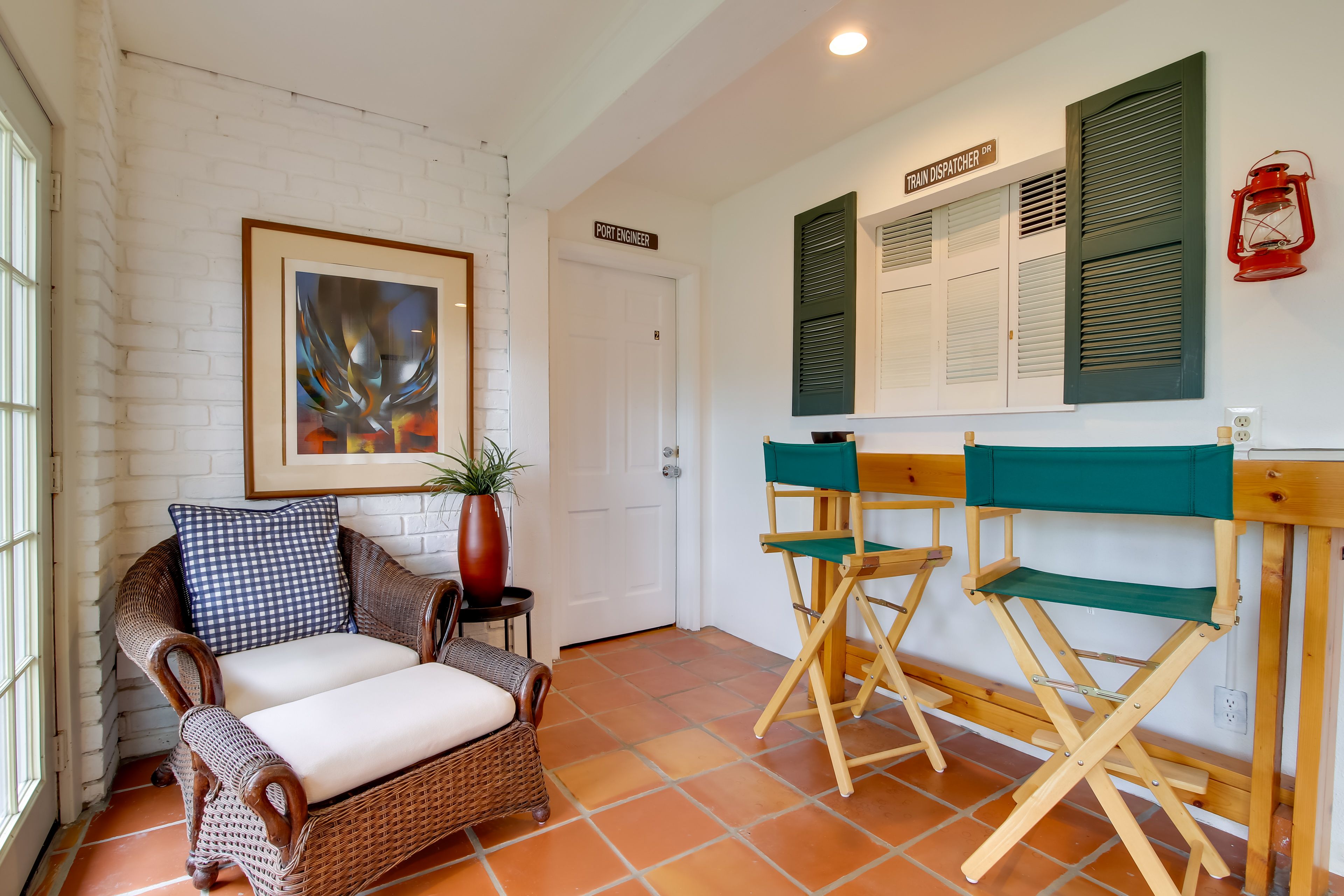 Indoor Front Entry
