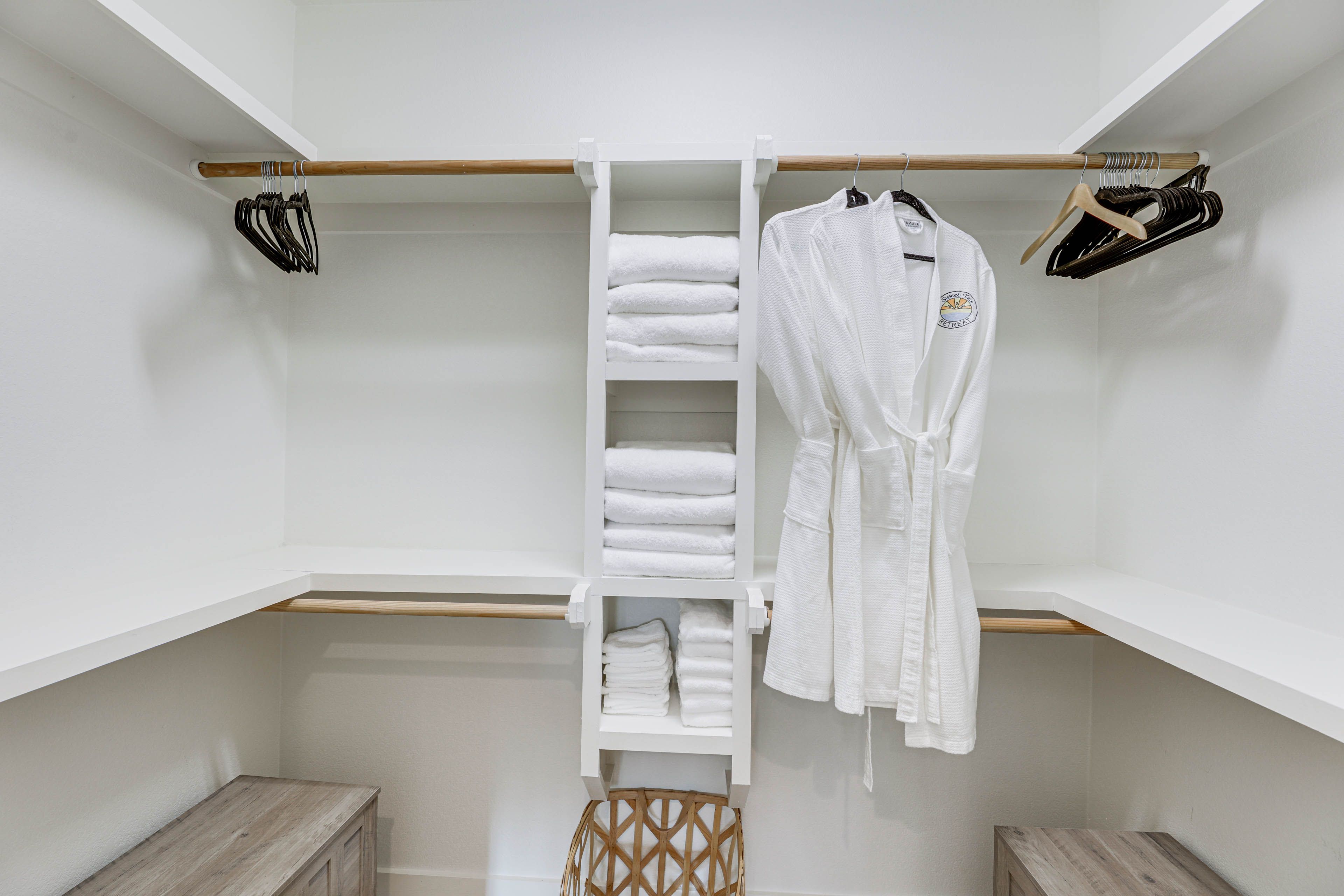 Walk-In Closet | Robes Provided