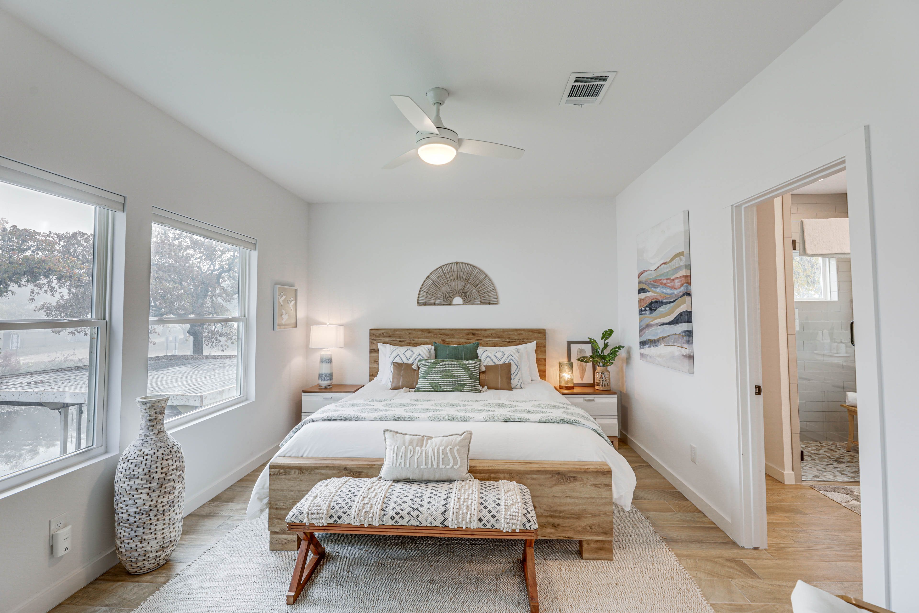 Bedroom 1 | Main Level | King Bed | Linens Provided | Smart TV