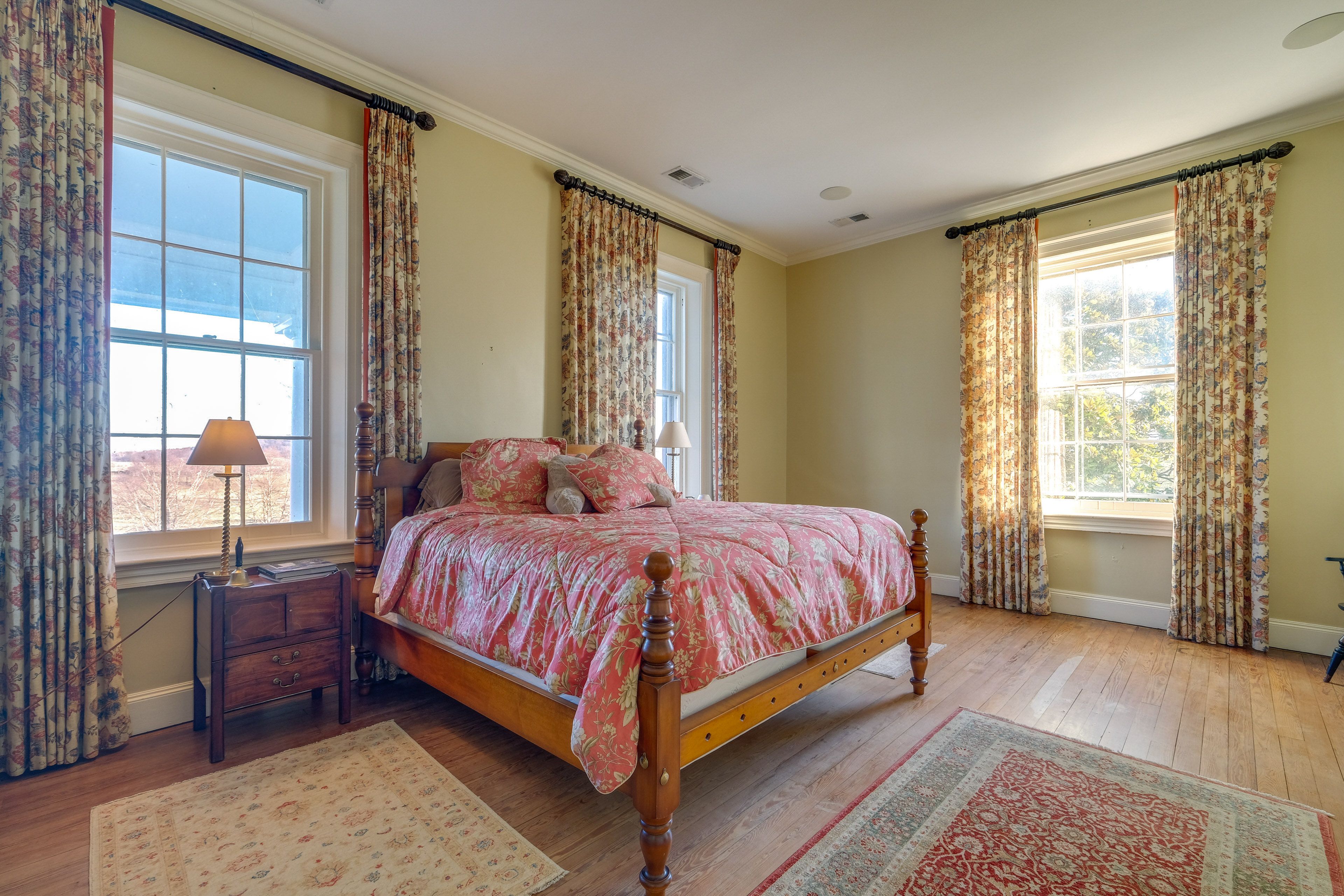 Bedroom 3 | Full Bed | Fireplace