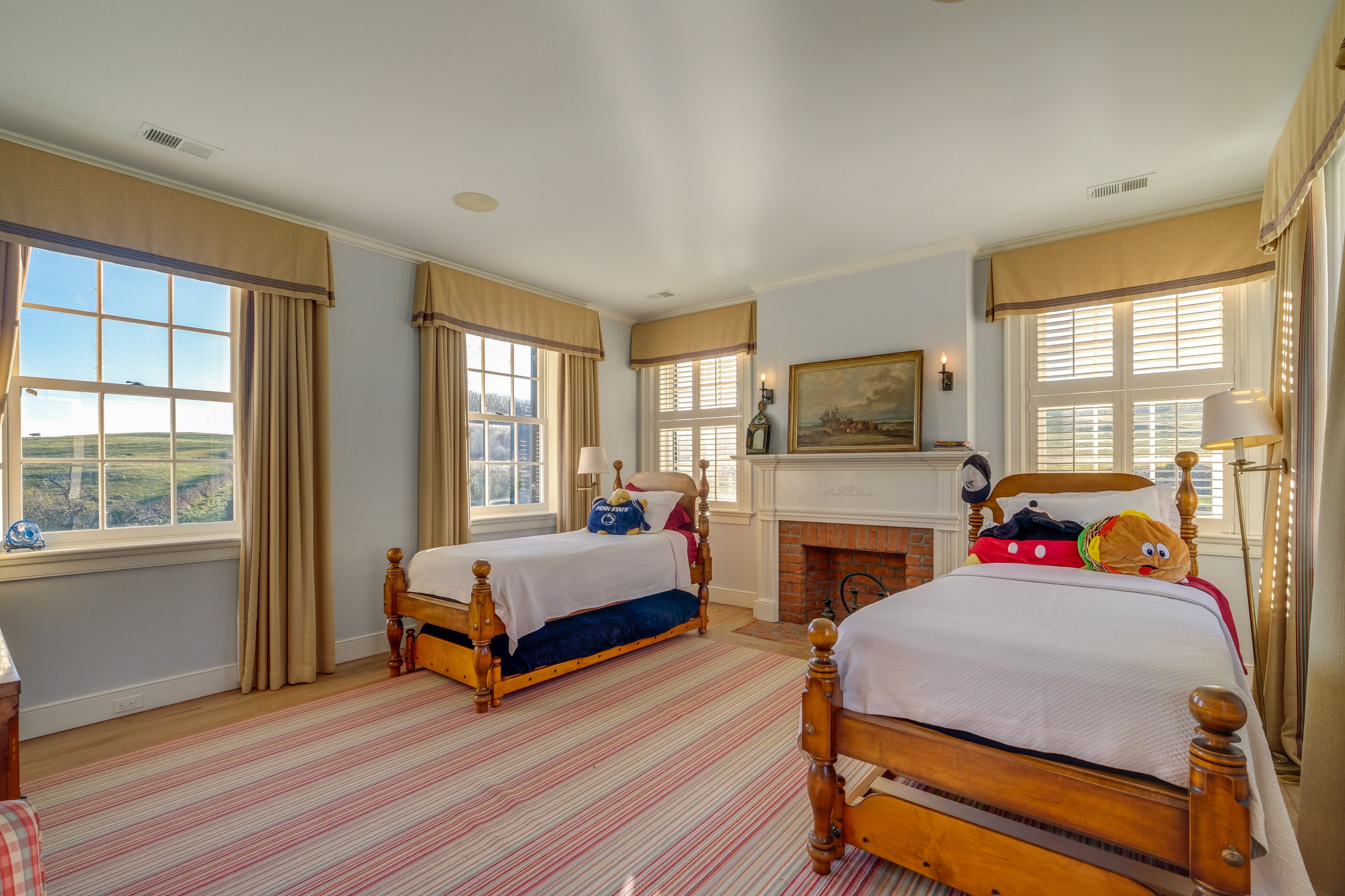 Bedroom 5 | 2 Twin Beds | En-Suite Bathroom