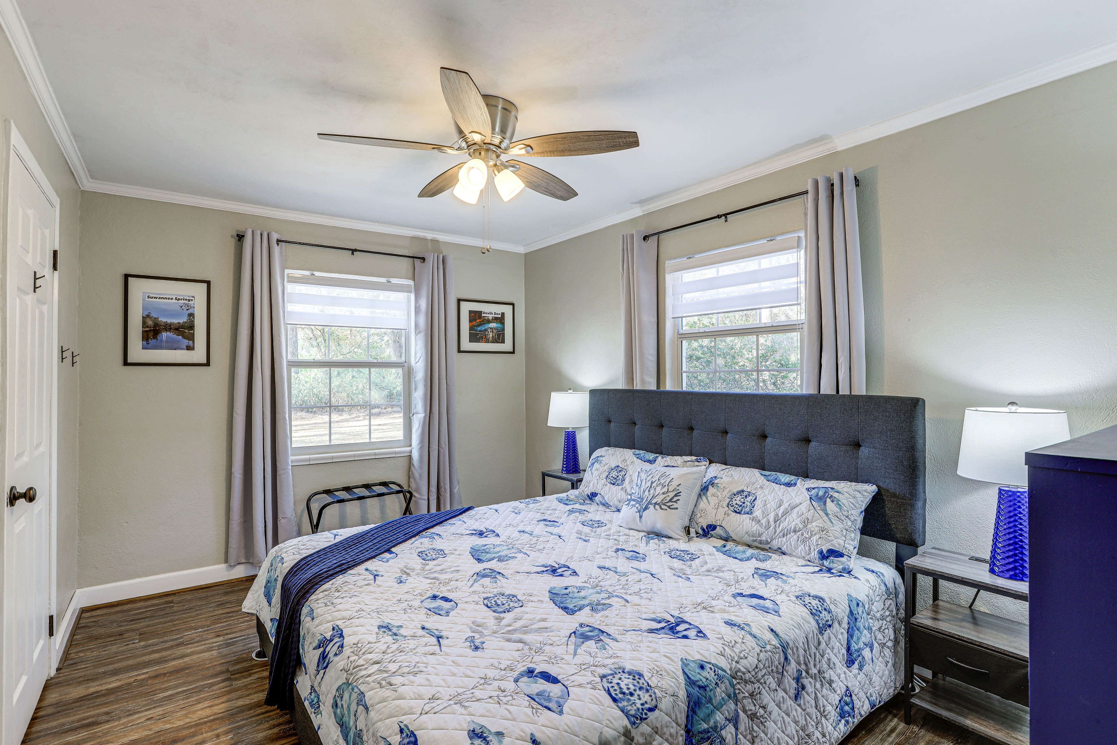 Bedroom 1 | King Bed | Linens Provided