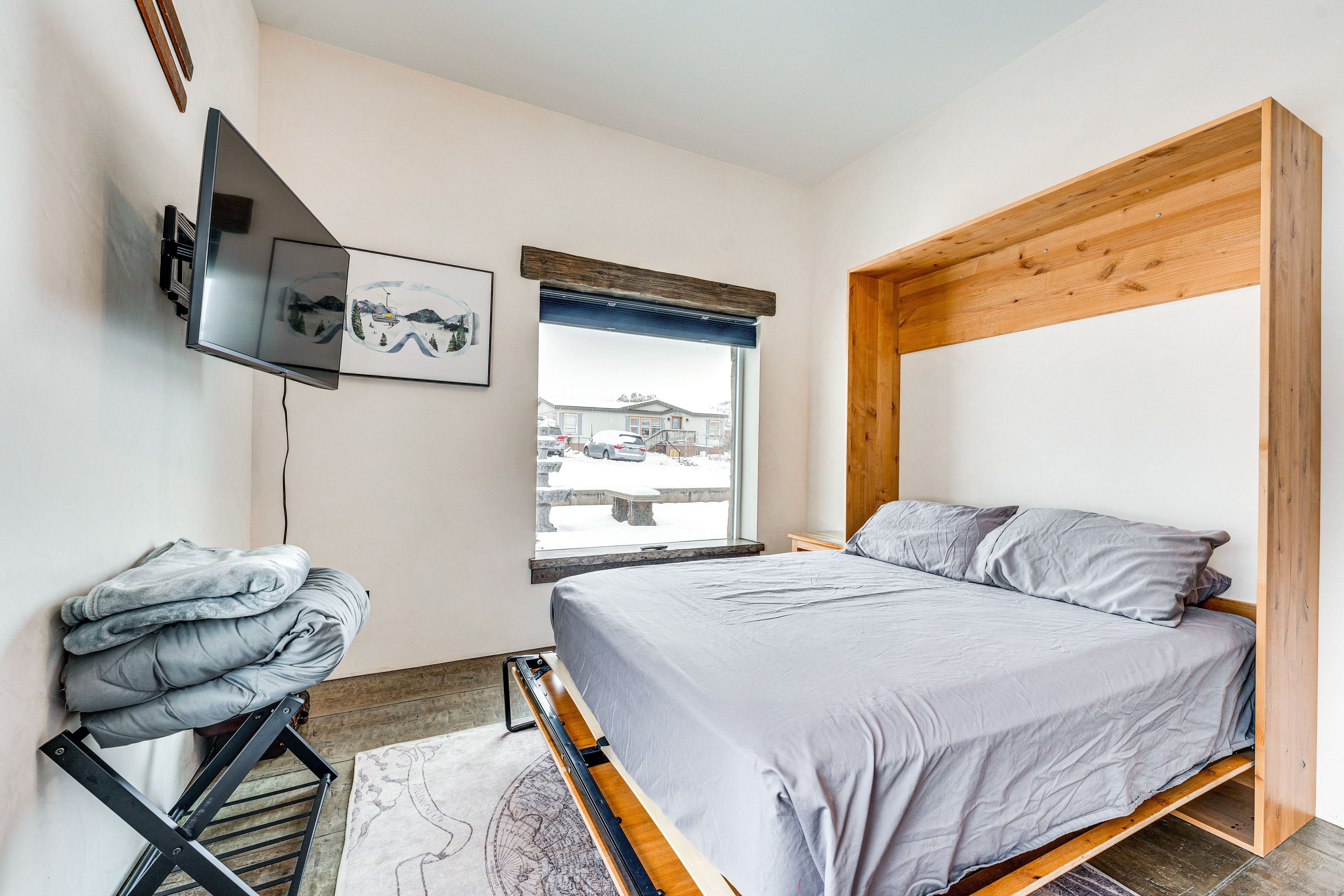 Bedroom 3 | Main Level | Queen Murphy Bed | Smart TV