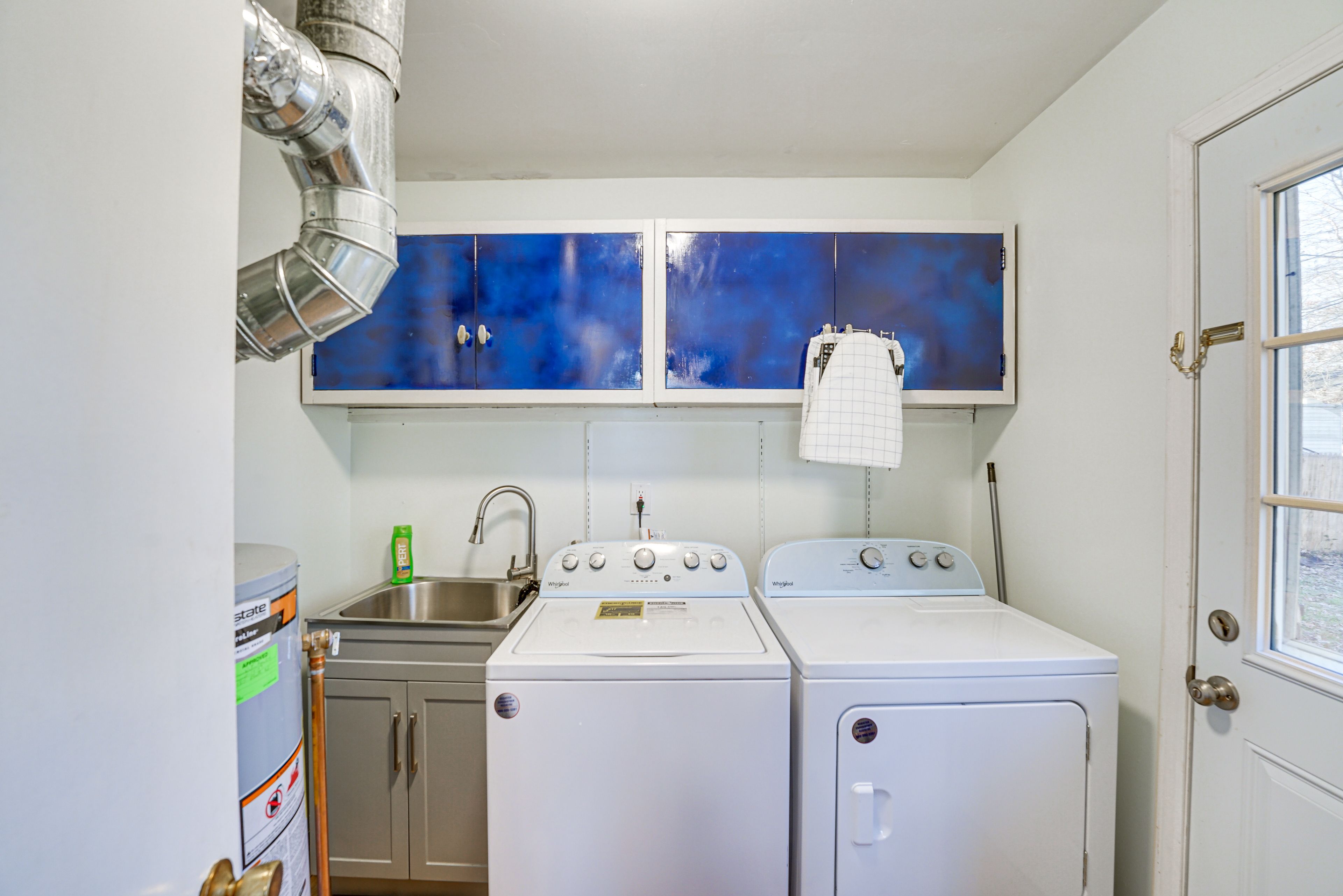 In-Unit Laundry