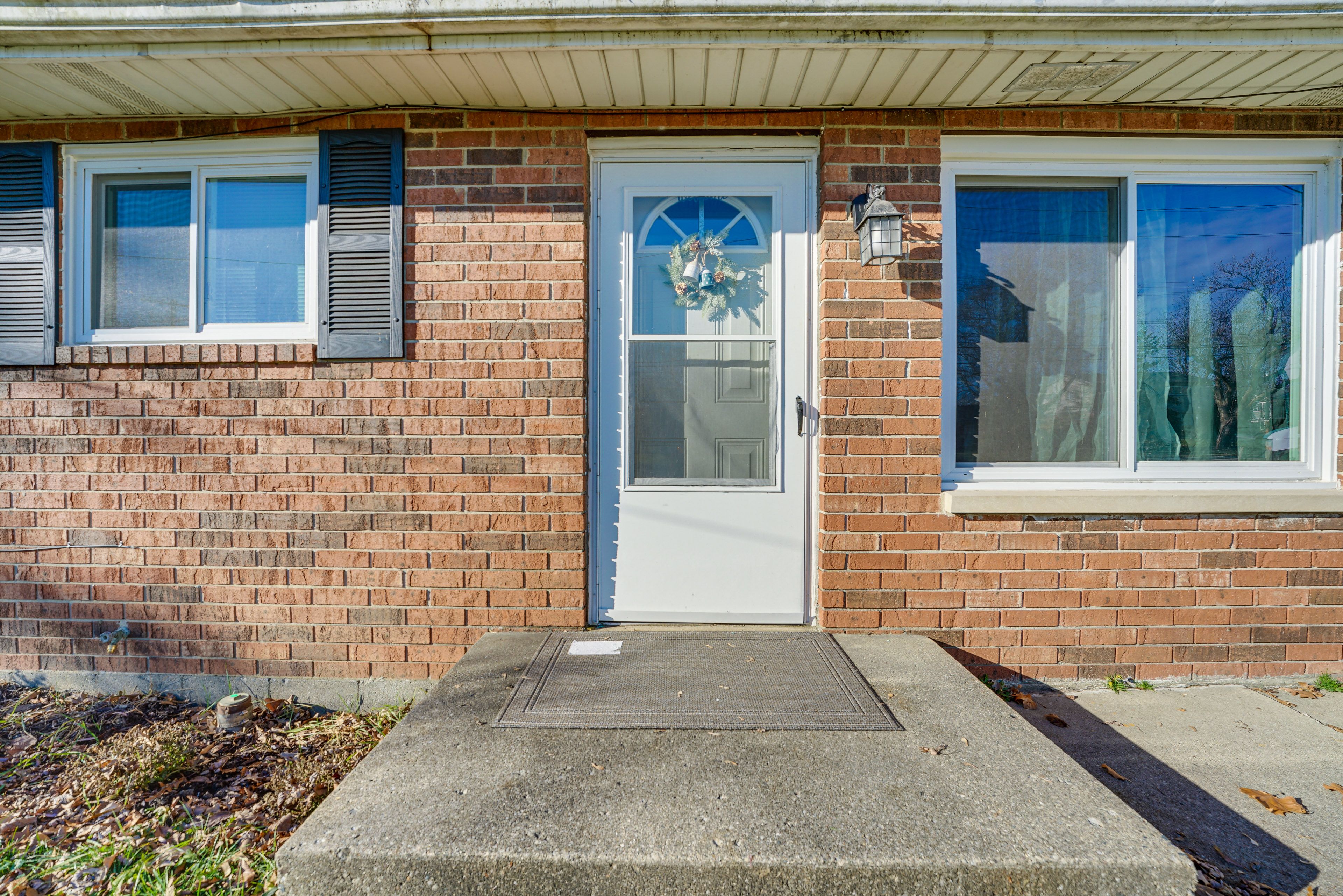 Home Exterior | Private Entrance