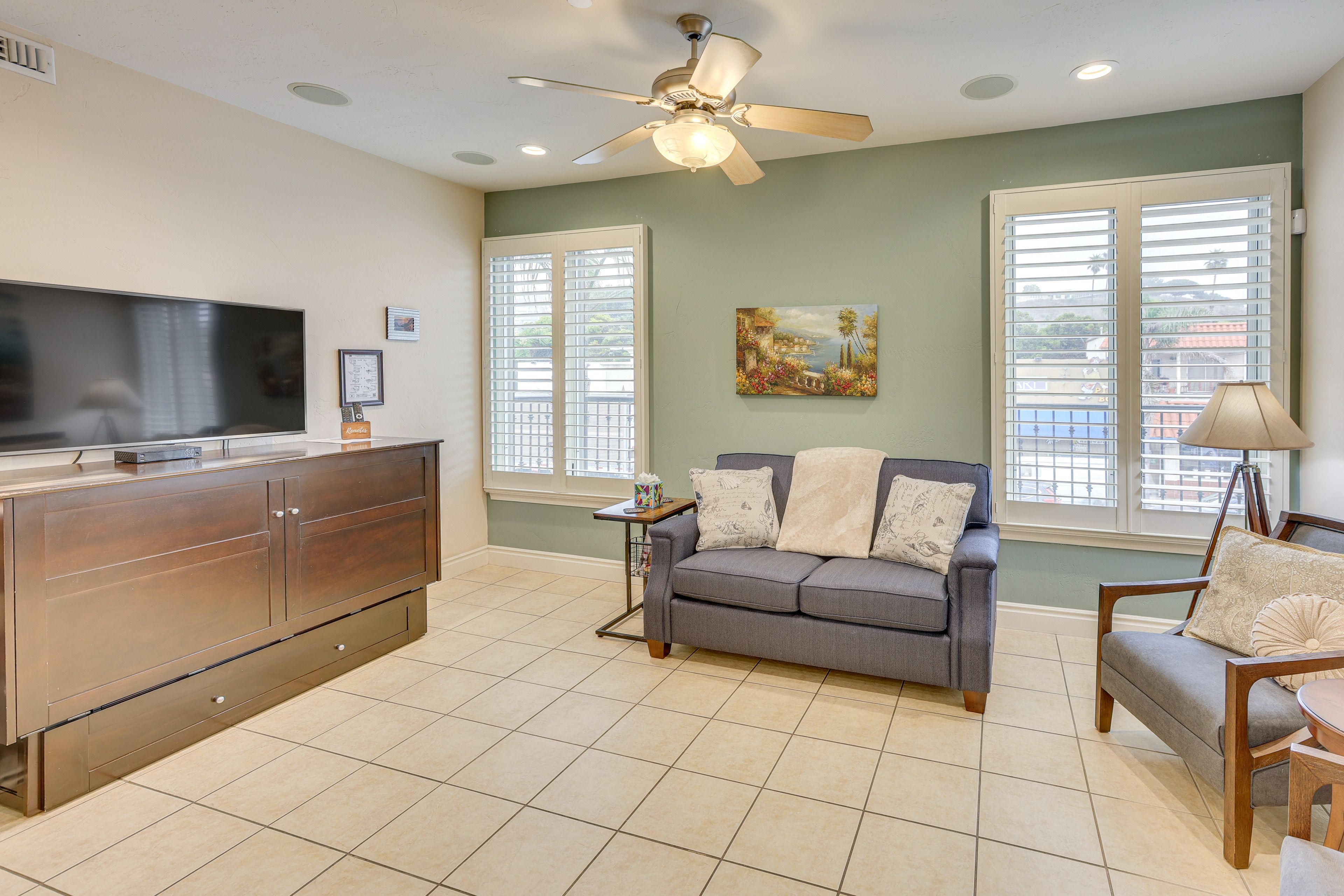 Living Area | Full Murphy Bed | Smart TV | Desk