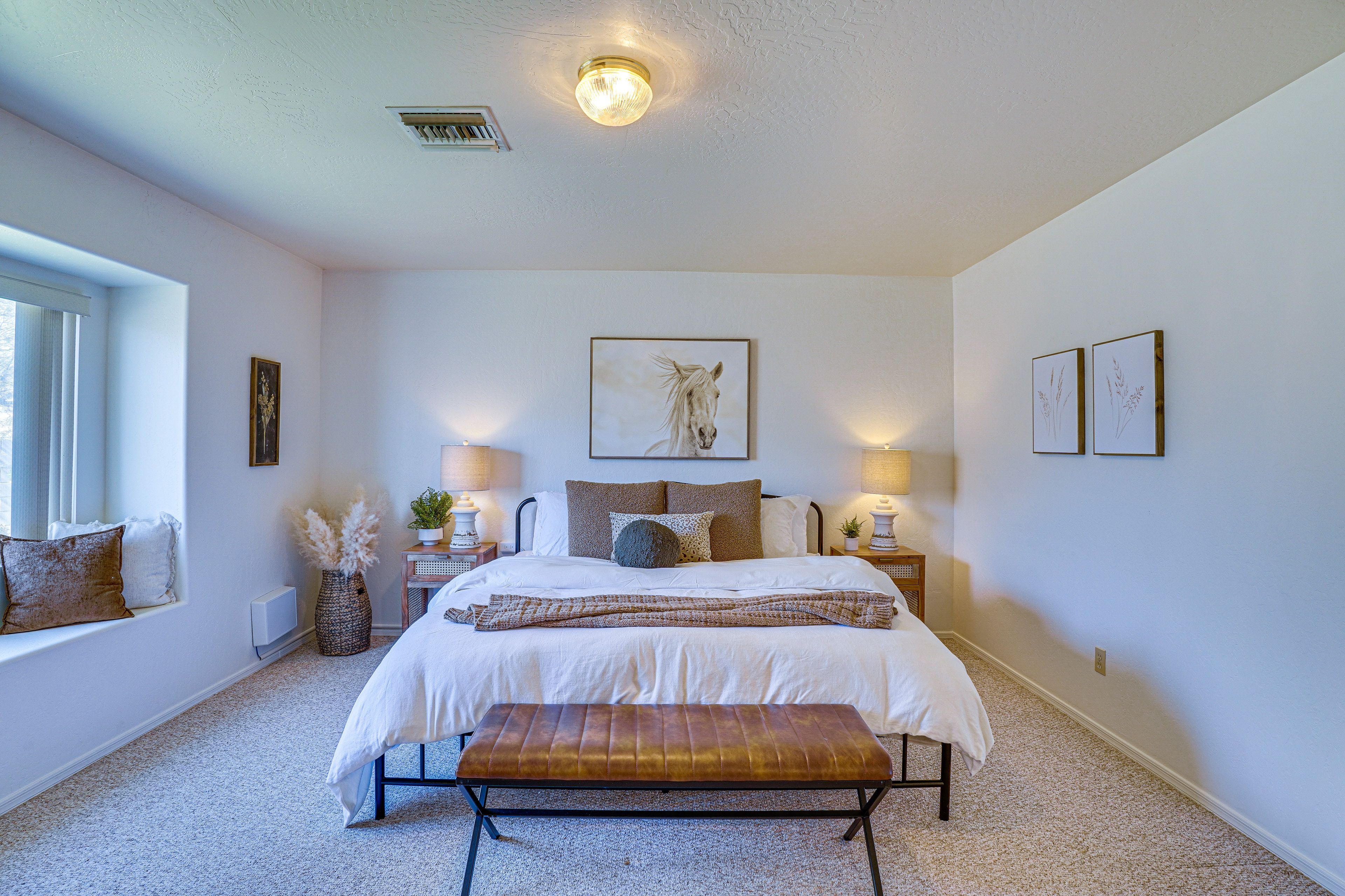 Bedroom 1 | King Bed | Smart TV | Linens Provided