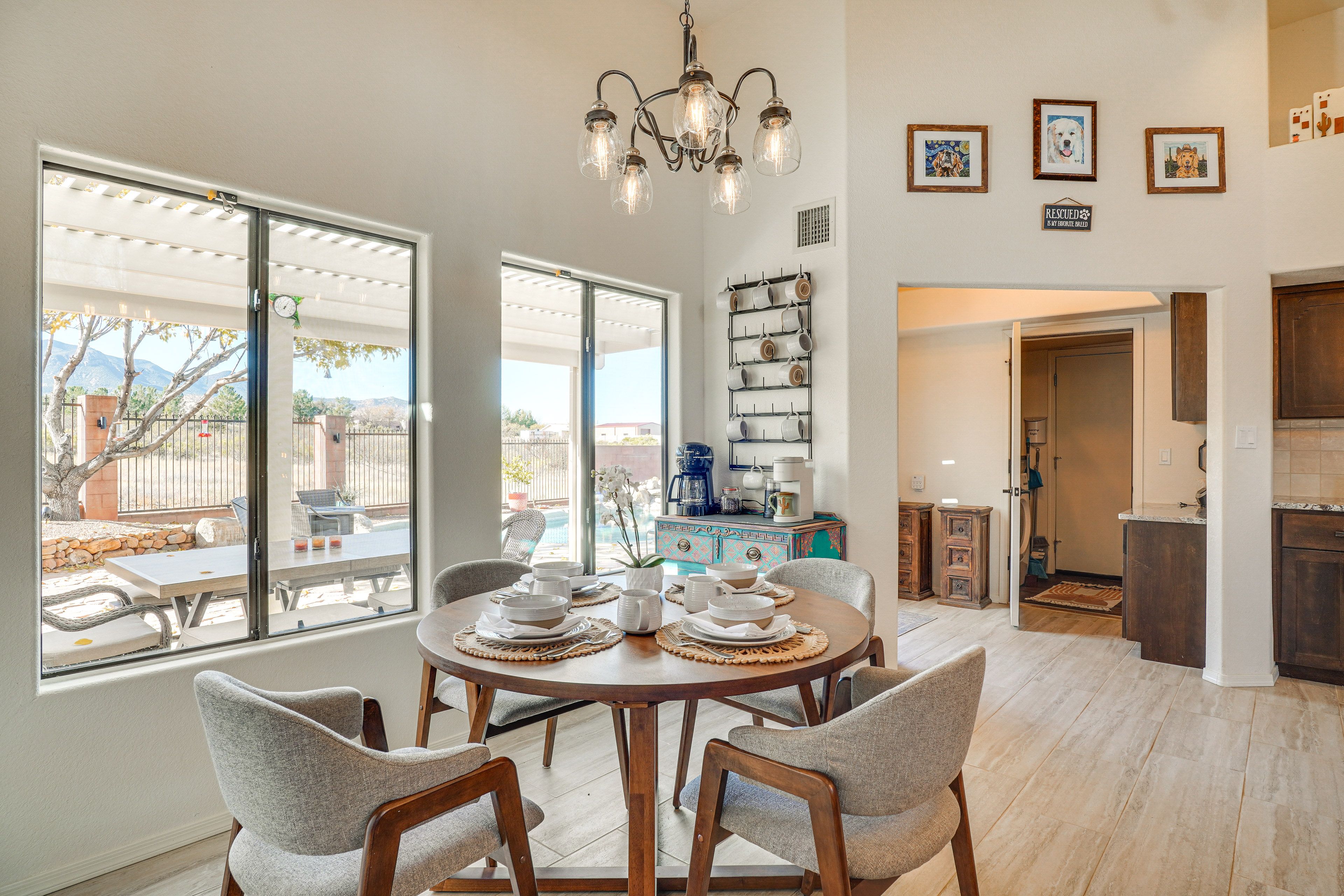 Dining Area | Coffee Bar