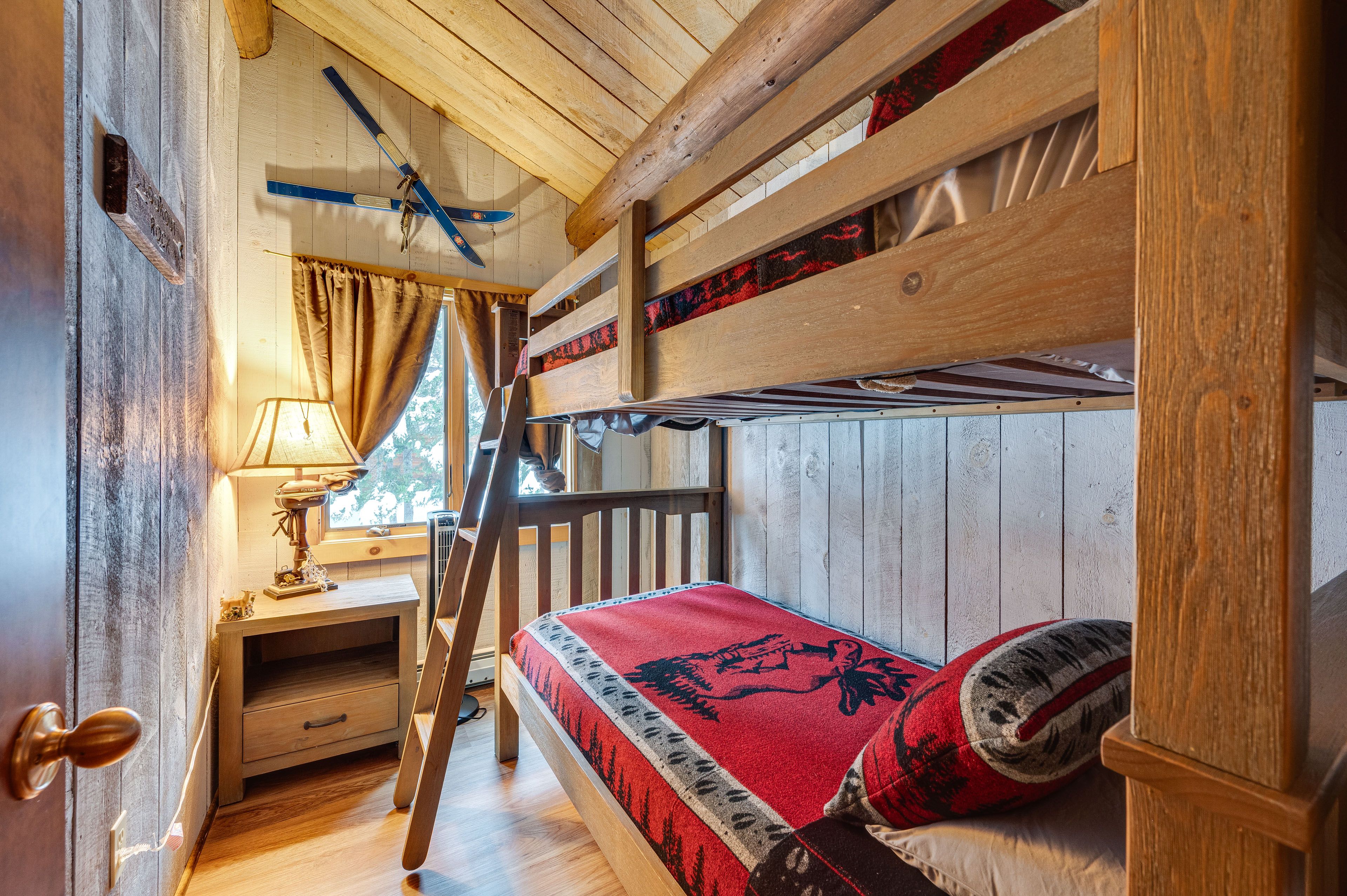 Bedroom 3 | Twin Bunk Bed | 2nd Floor