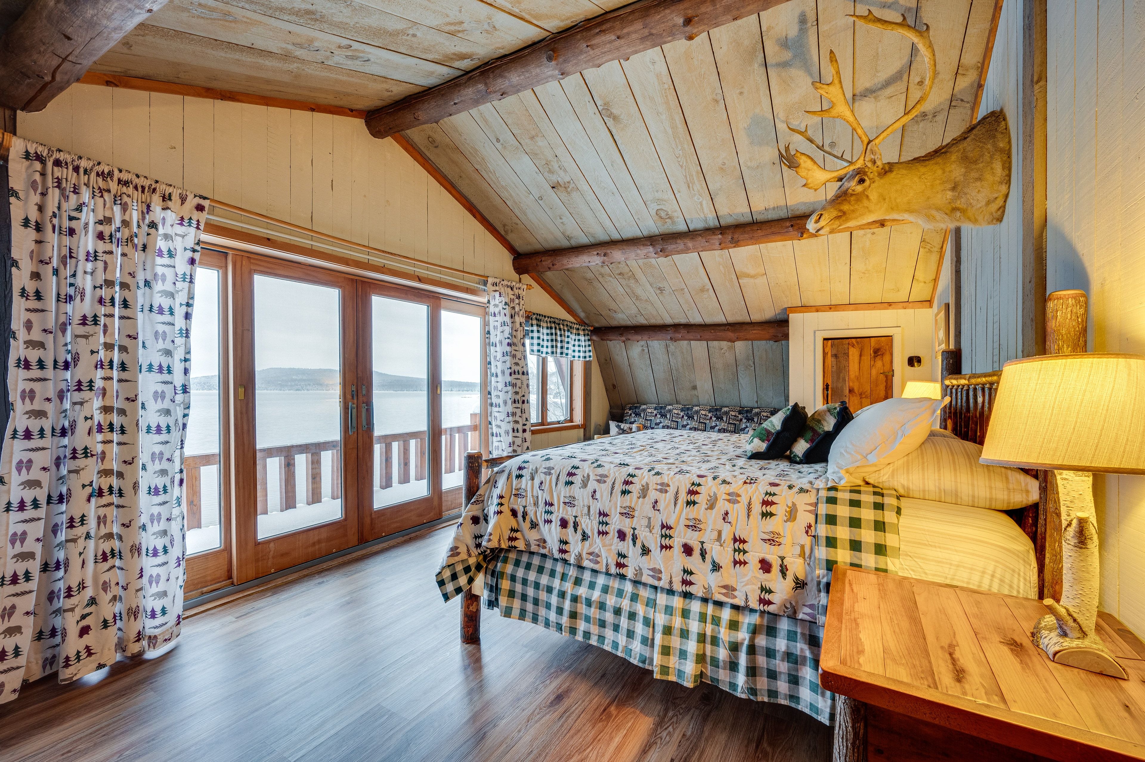 Bedroom 2 | King Bed | Full Futon | 2nd Floor
