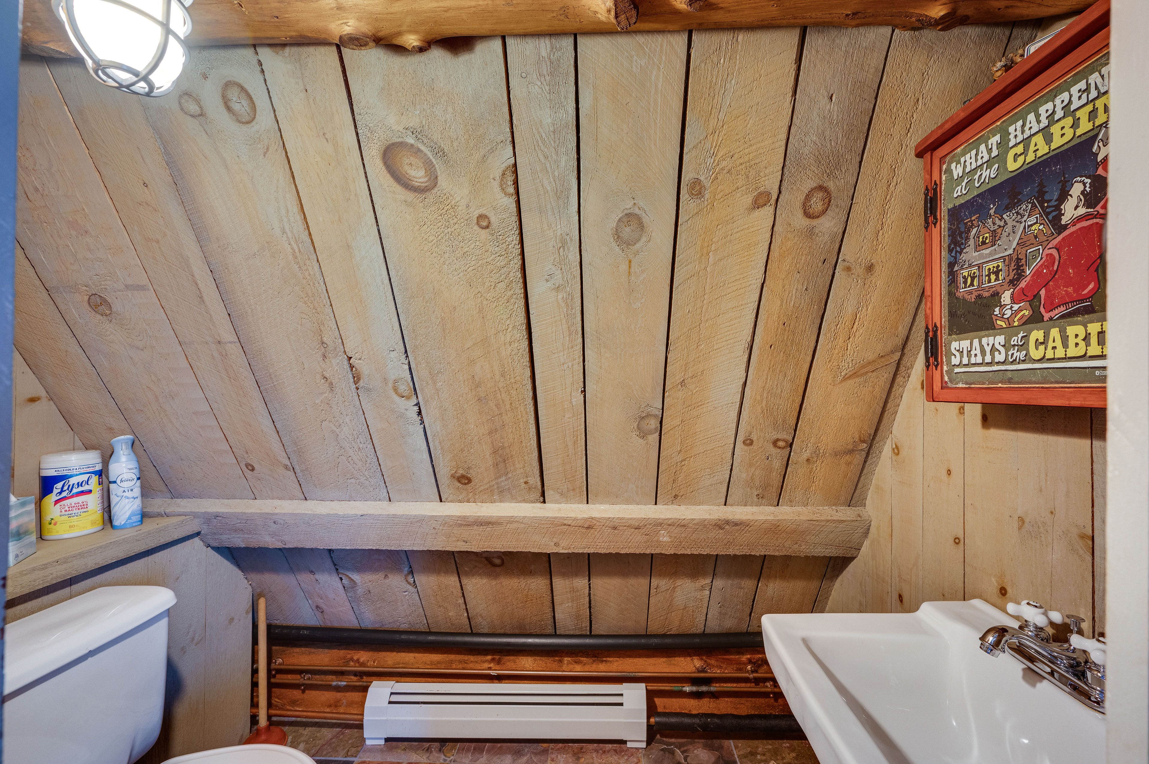En-Suite Half Bathroom | 2nd Floor