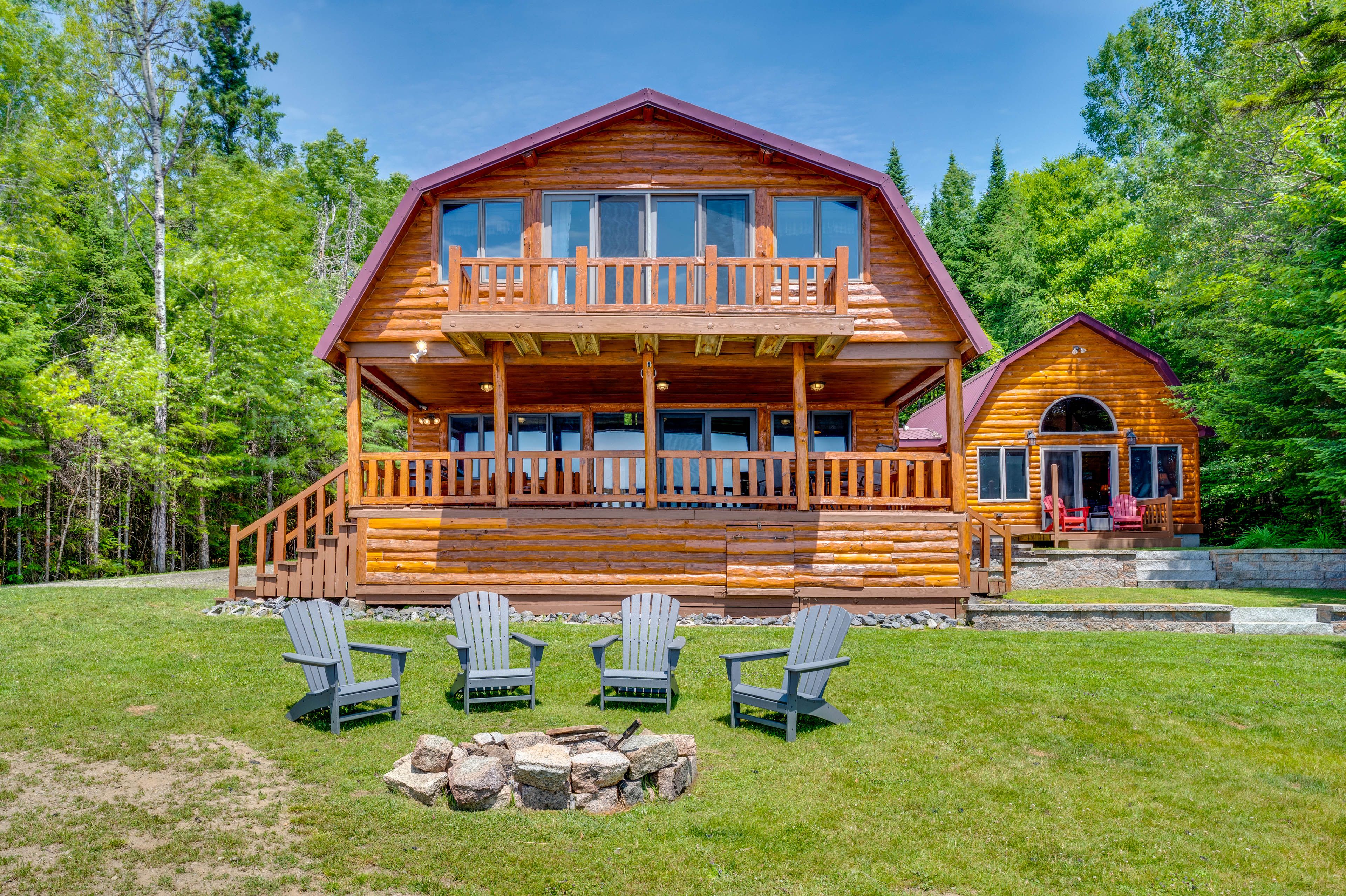 Outdoor Space | Wood-Burning Fire Pit | Canoes & Kayaks Provided