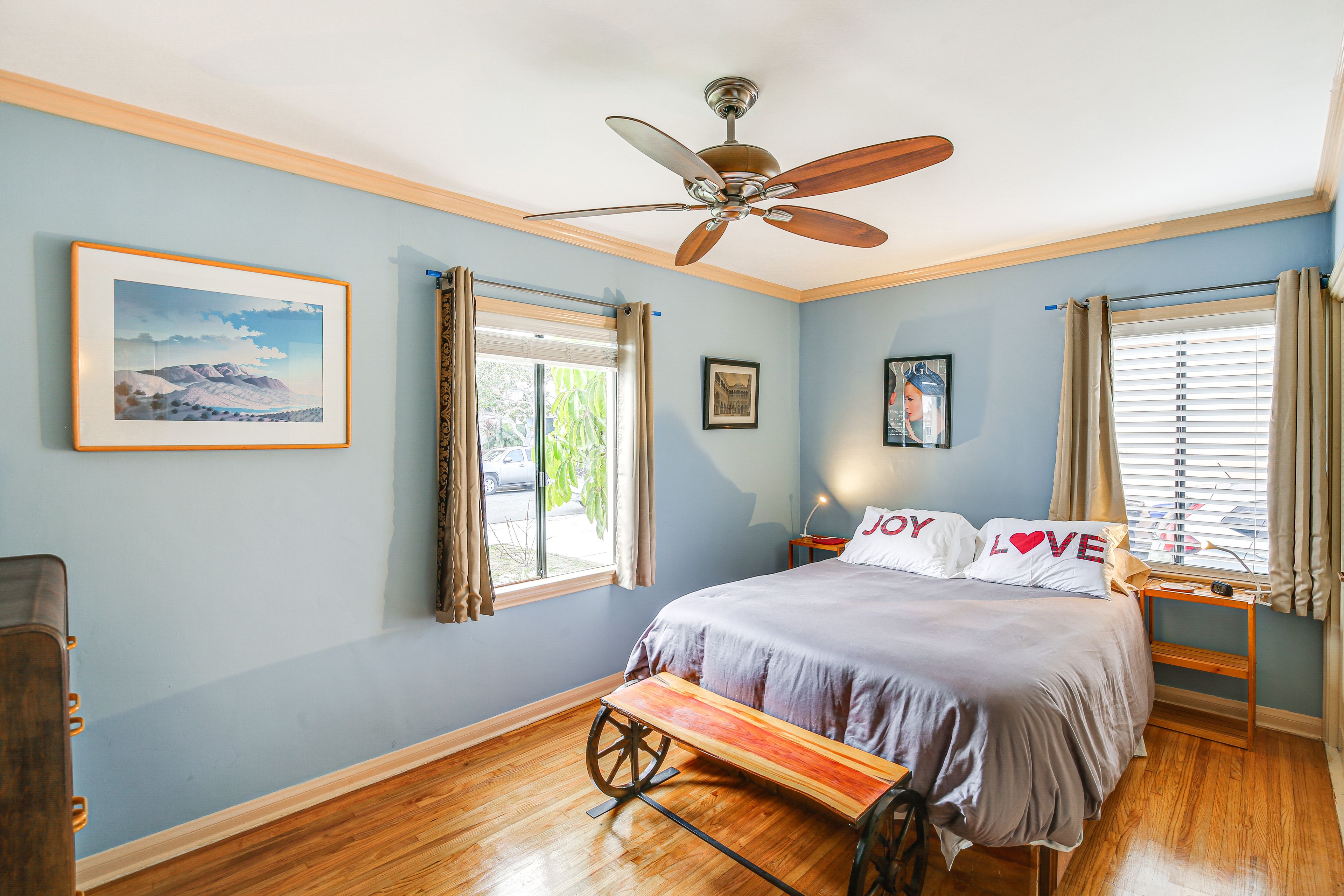 Bedroom 1 | Queen Bed
