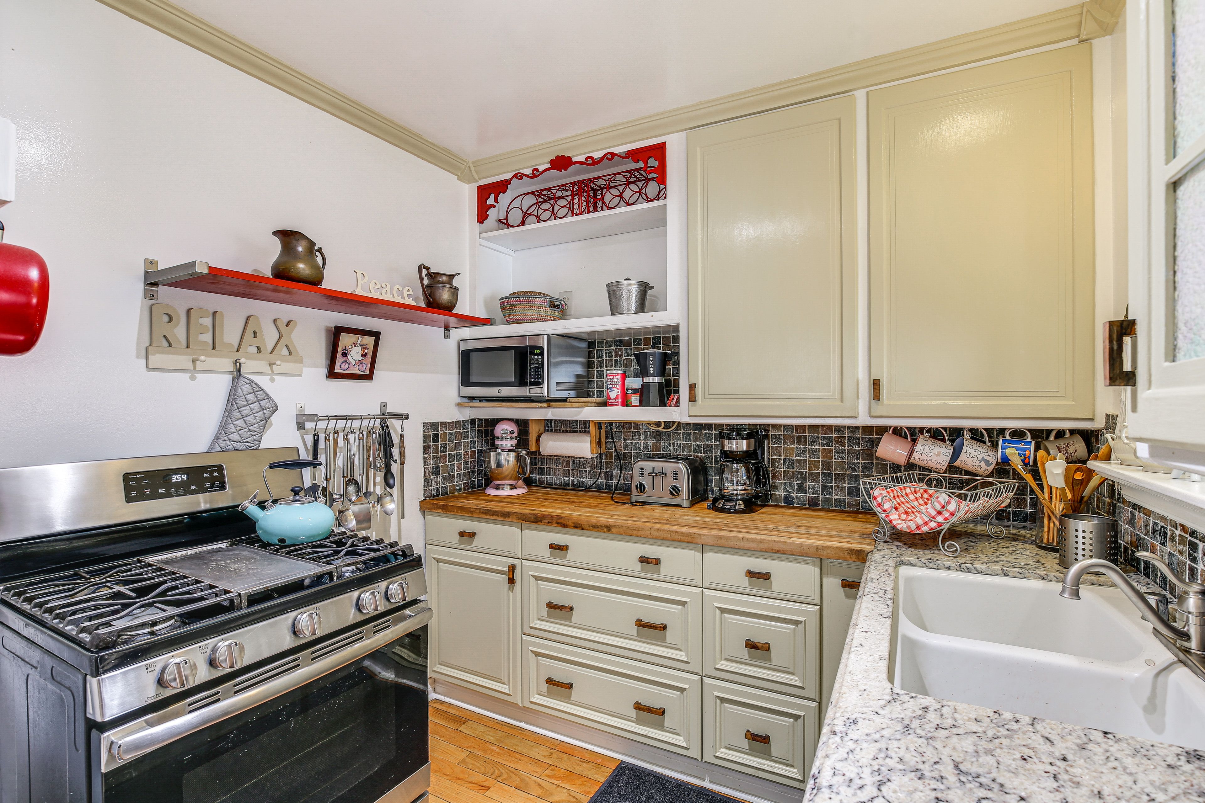 Kitchen | Drip Coffee Maker | Toaster | KitchenAid Mixer | Cooking Utensils
