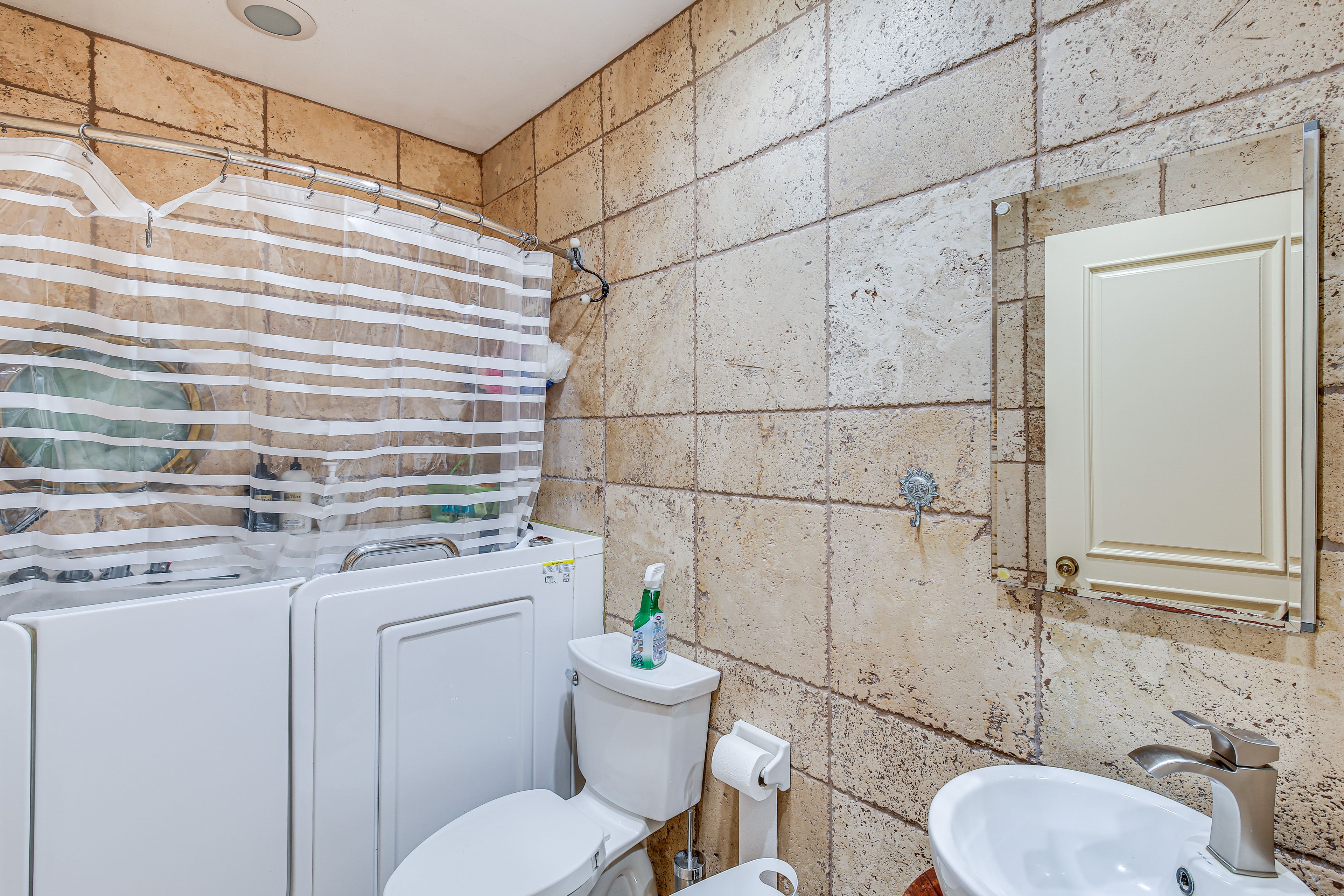 Full Bathroom | Bidet