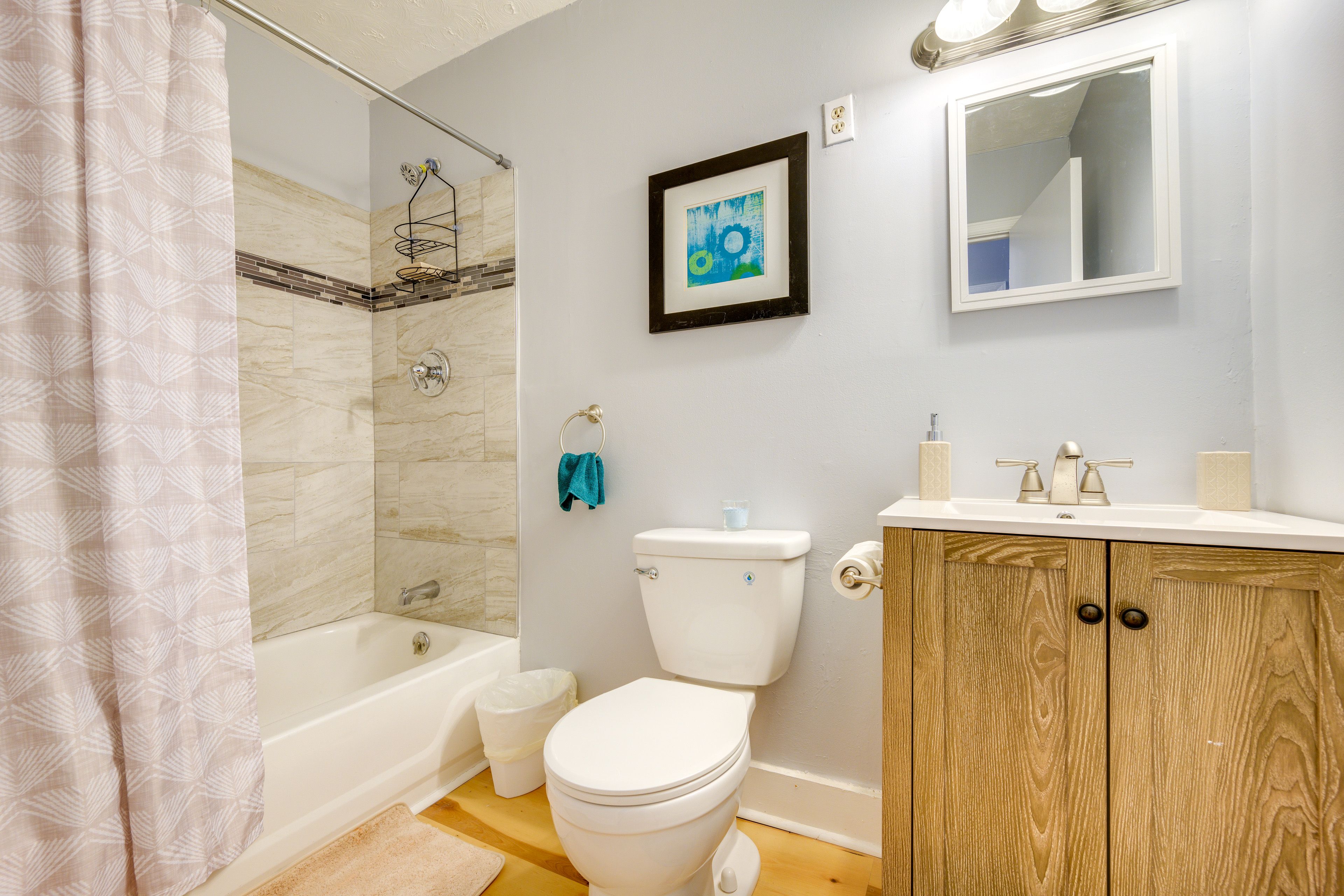 Full Bathroom