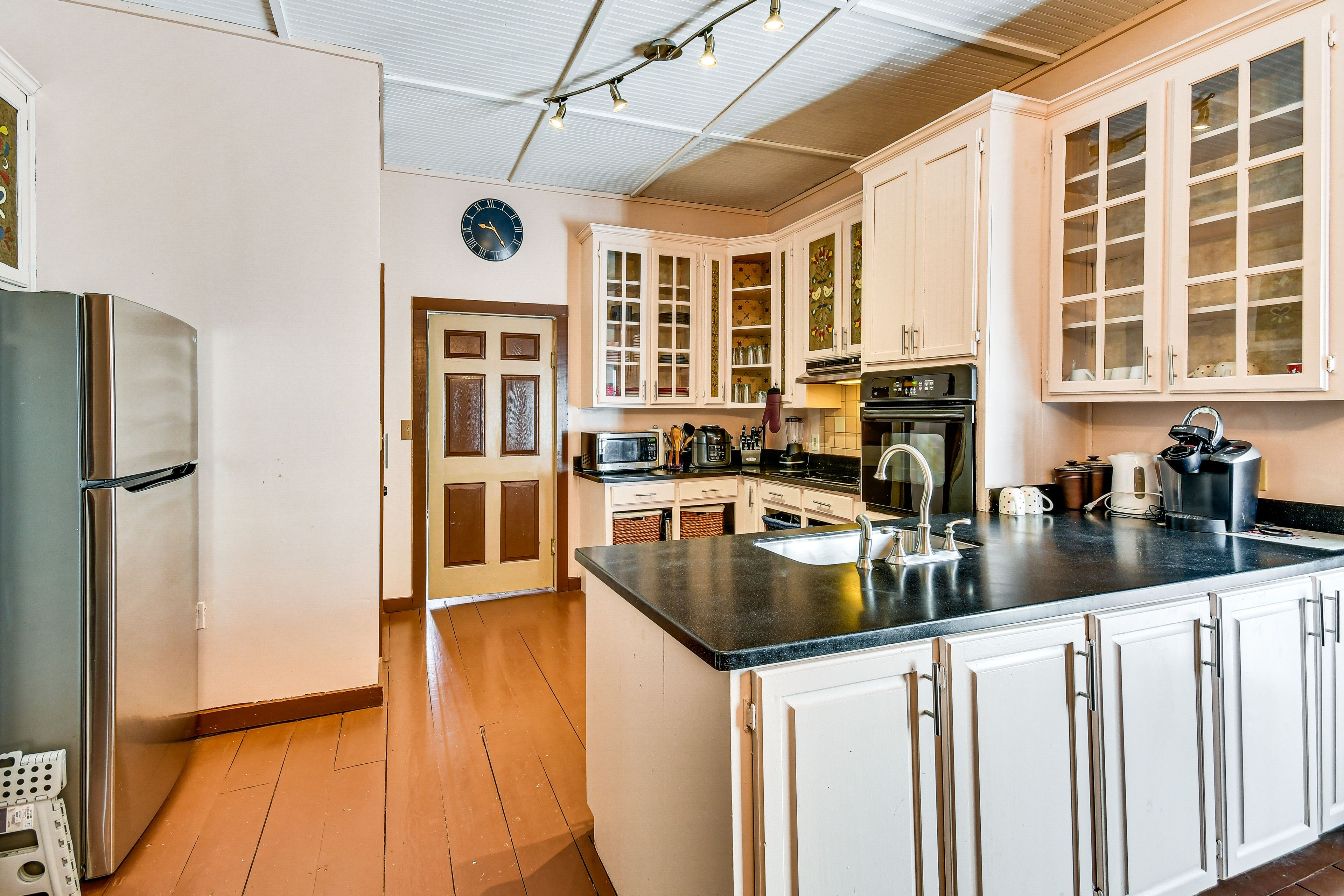 Kitchen | Stove | Keurig Coffee Maker | 1st Floor