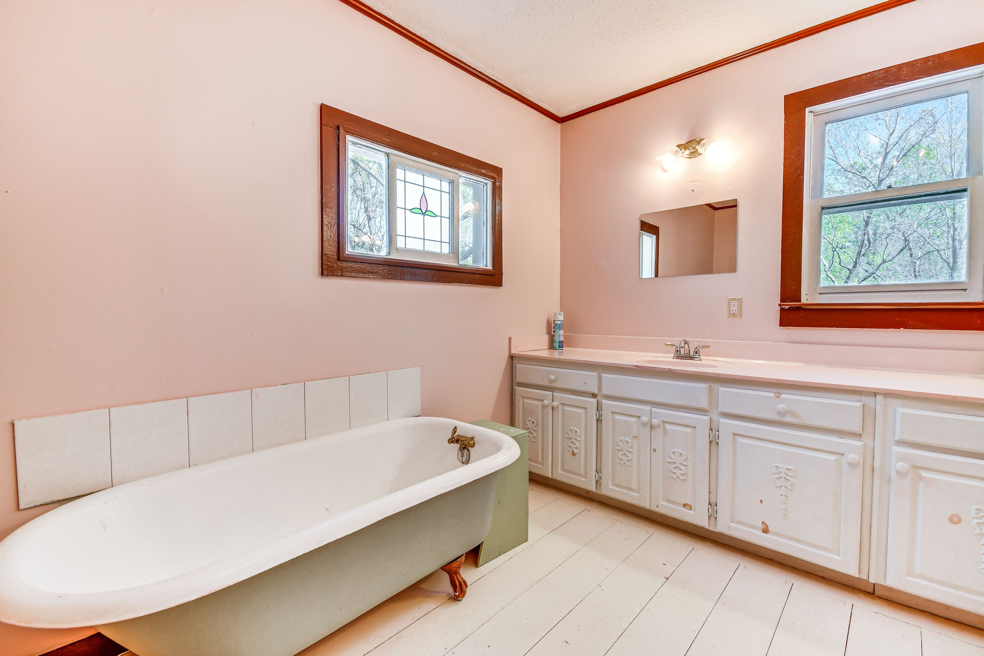 En-Suite Bathroom | Shower | 2nd Floor