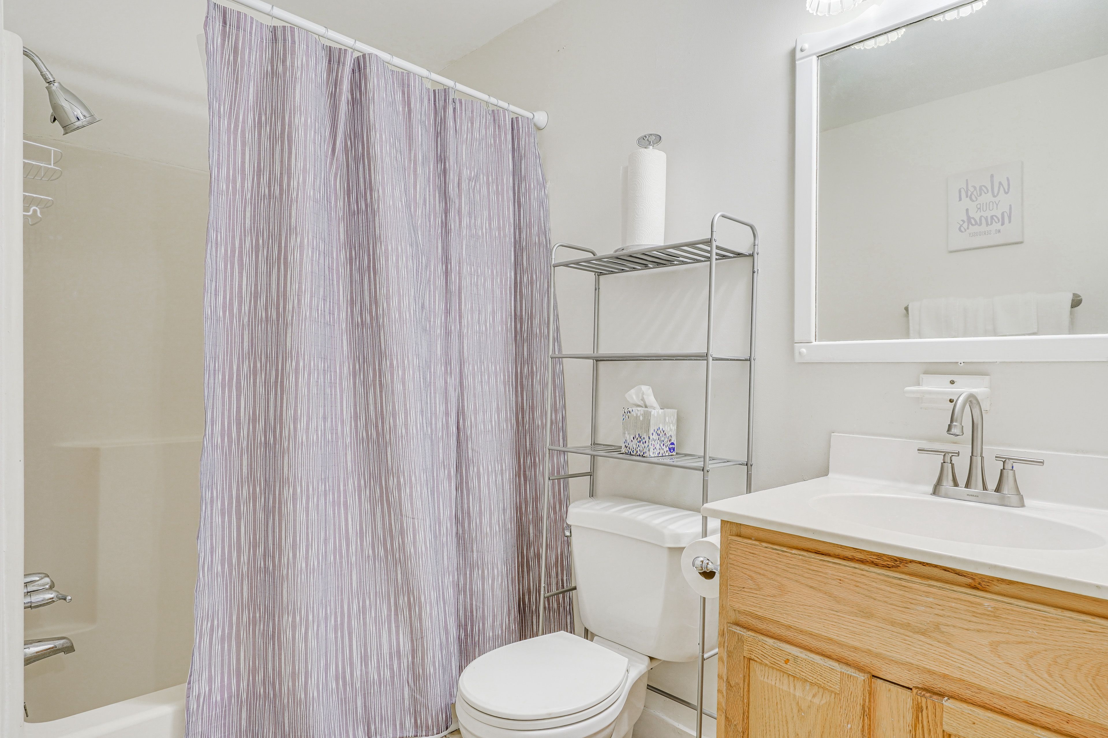 Full Bathroom