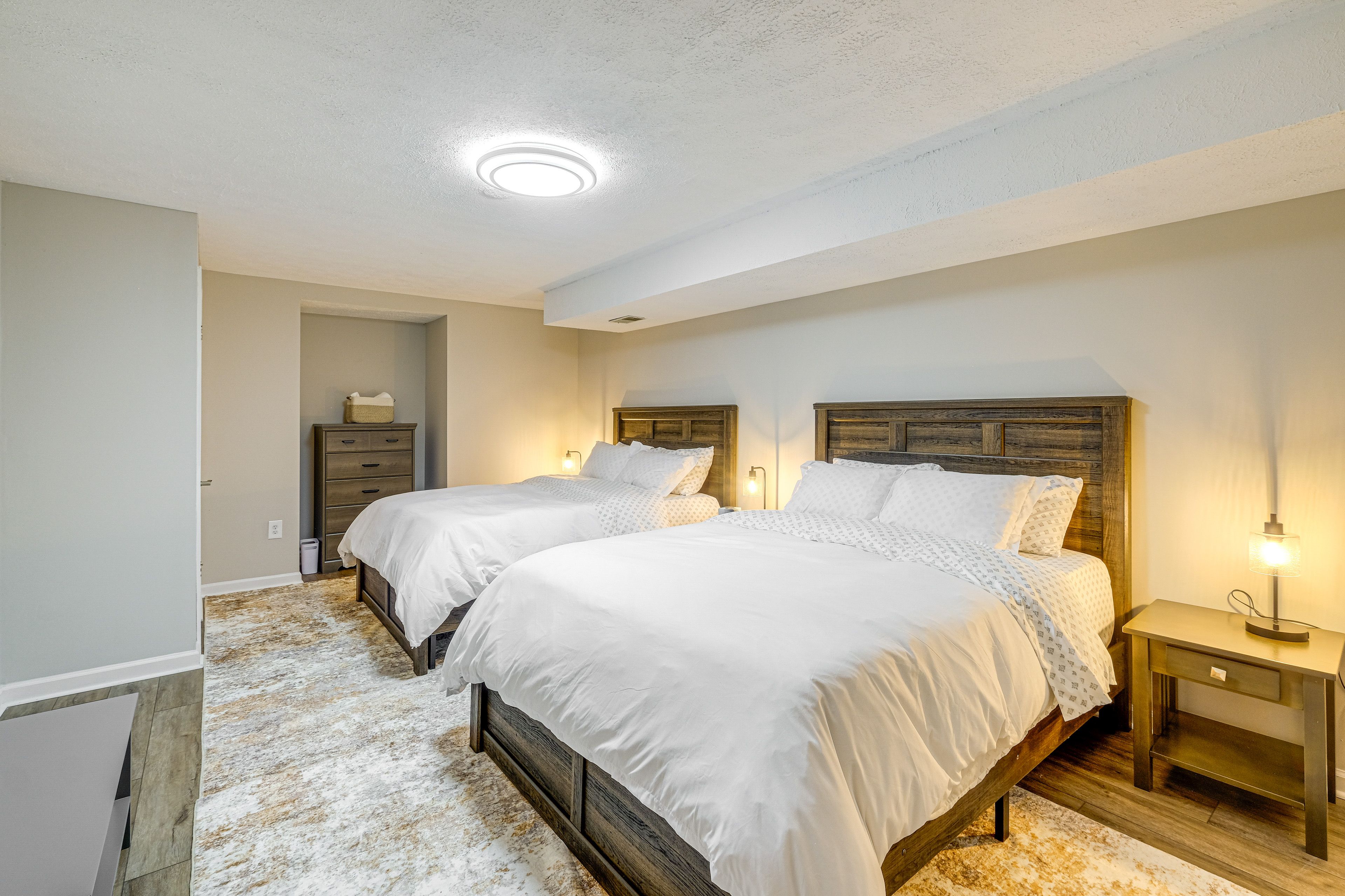 Bedroom 6 | Basement | 2 Queen Beds