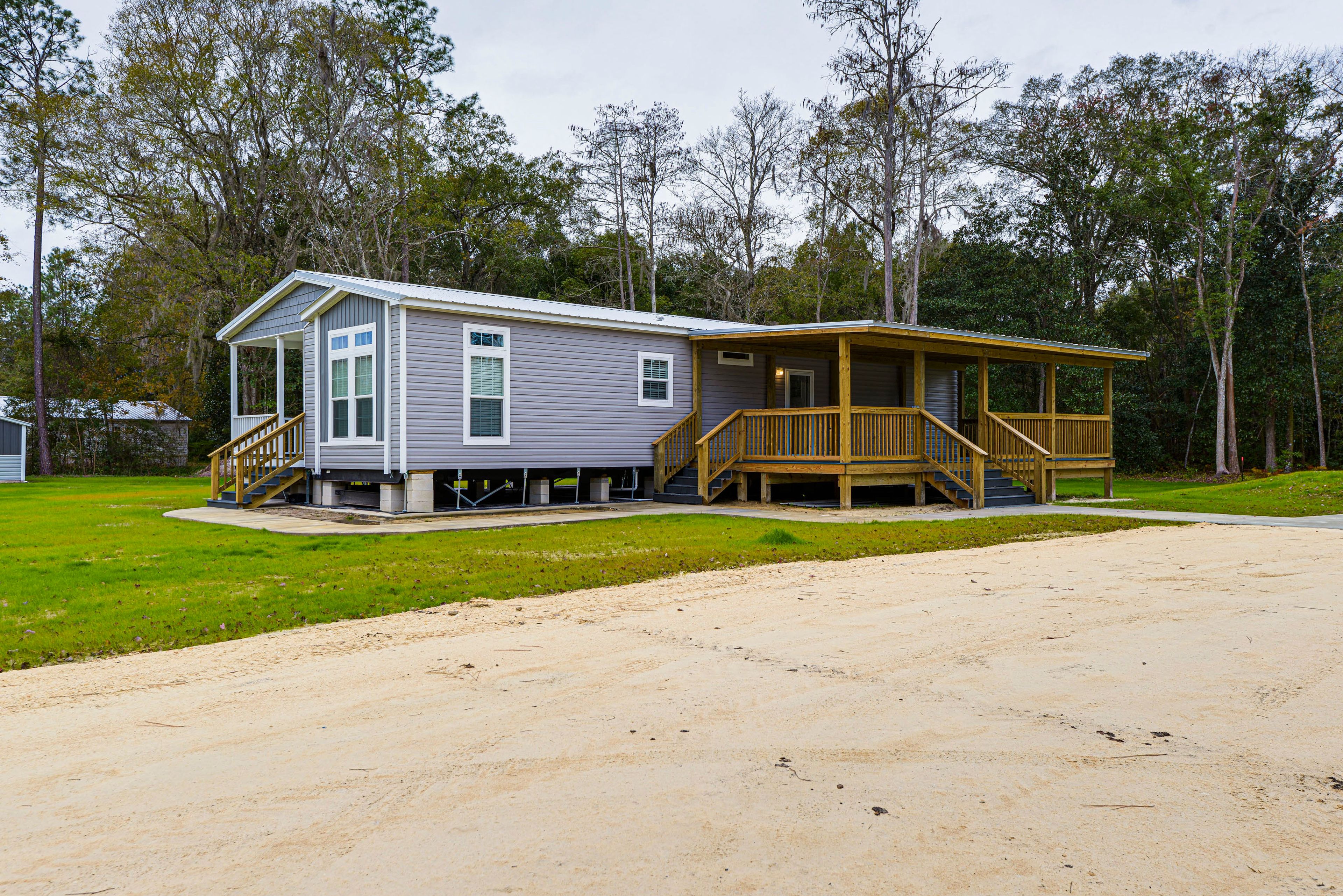 Exterior | Trailer Parking