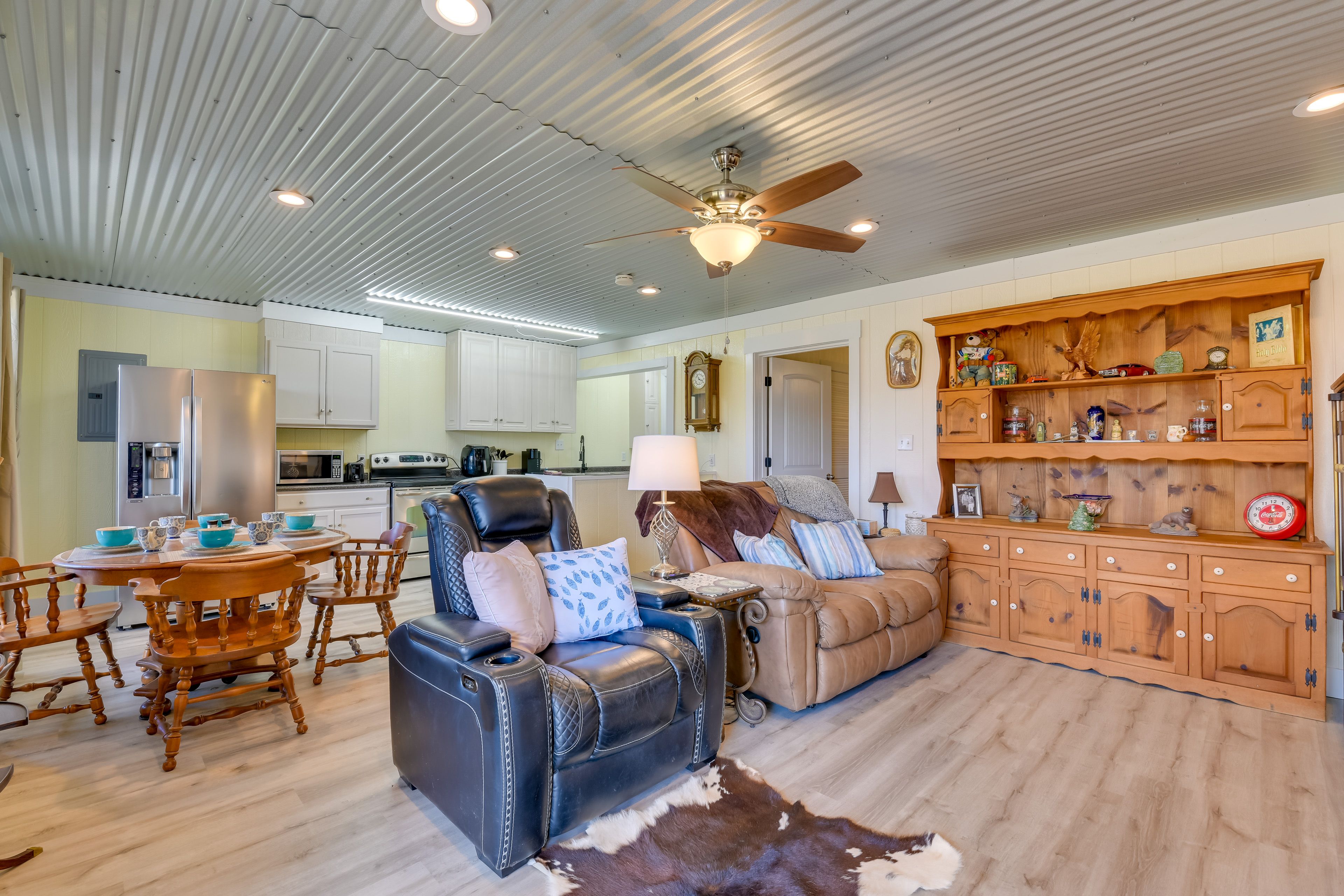 Andalusia Vacation Rental | Studio | 1BA | 720 Sq Ft | Step-Free Access