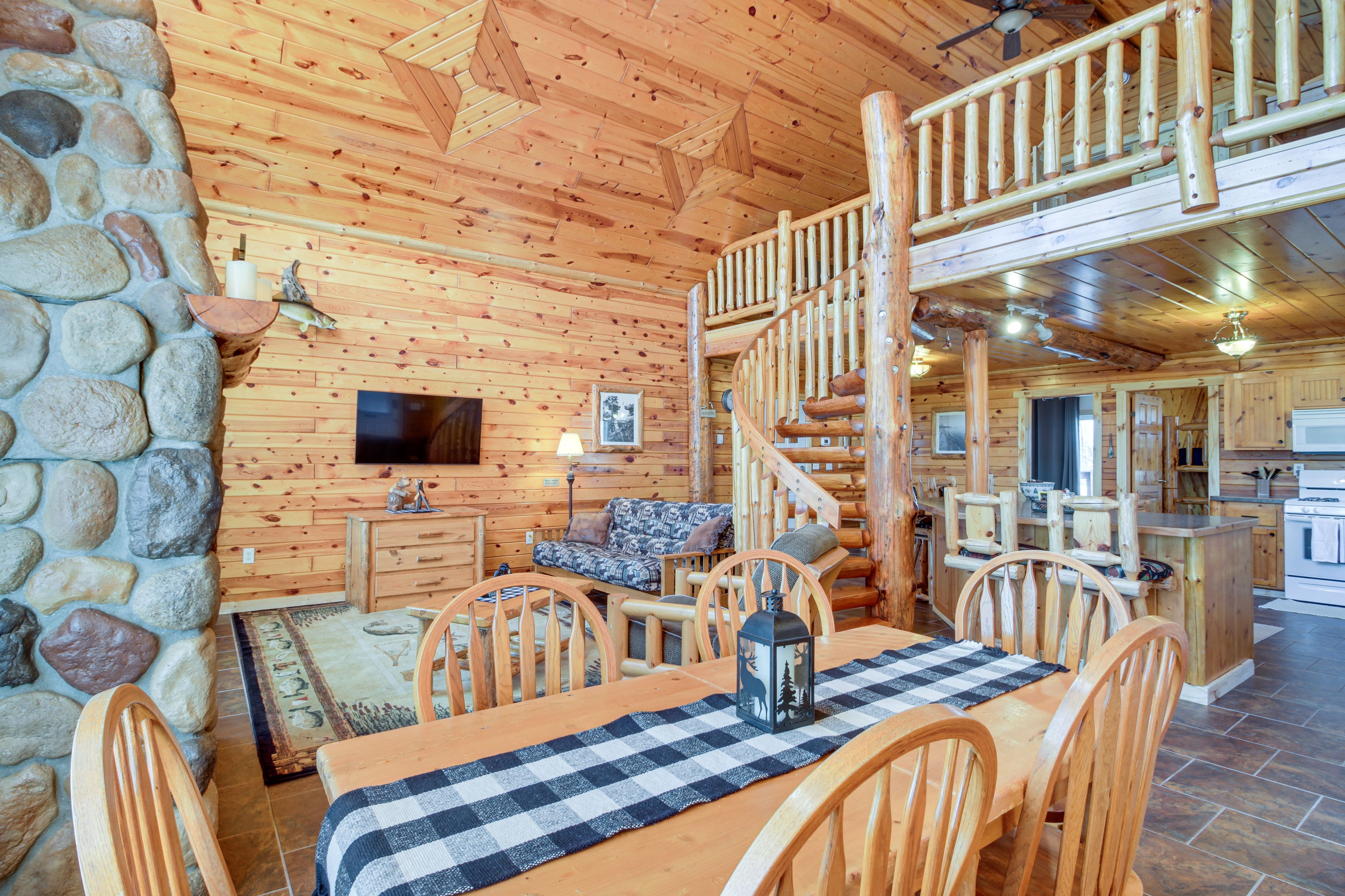Dining Room | 1st Floor | Fully Equipped Kitchen