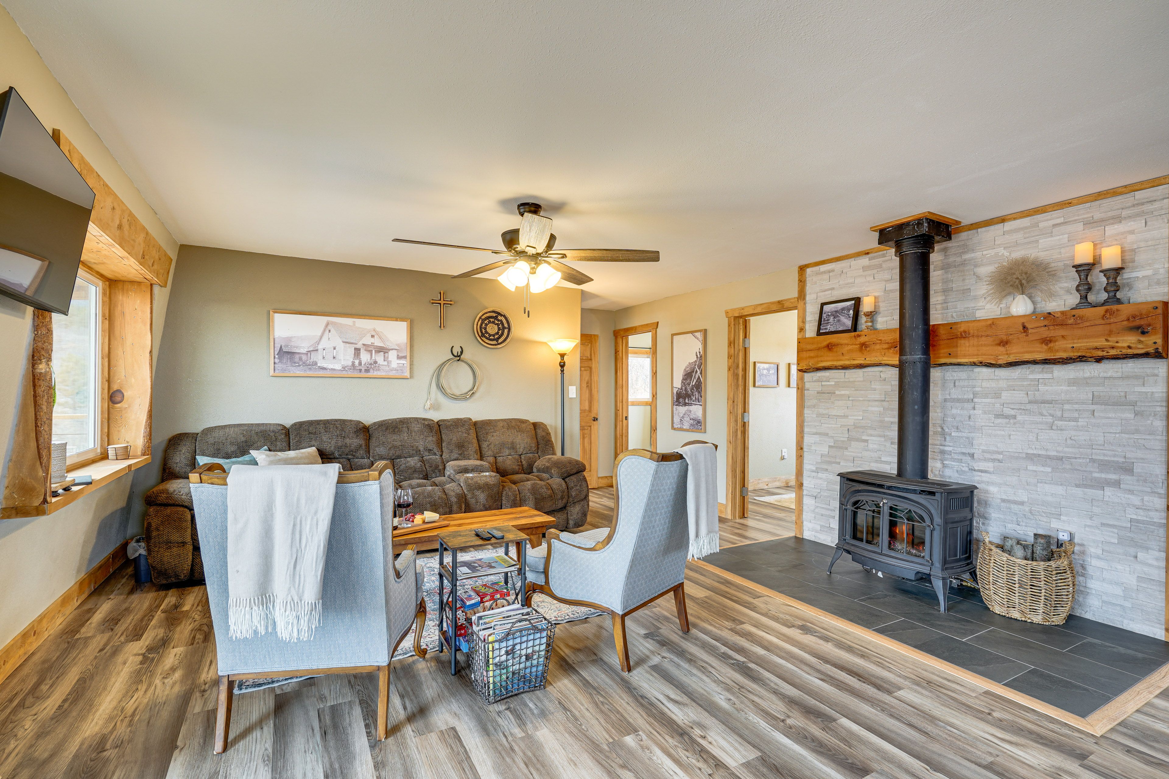 Rye Vacation Rental | 3BR | 1.5BA | Stairs to Enter | 1,200 Sq Ft