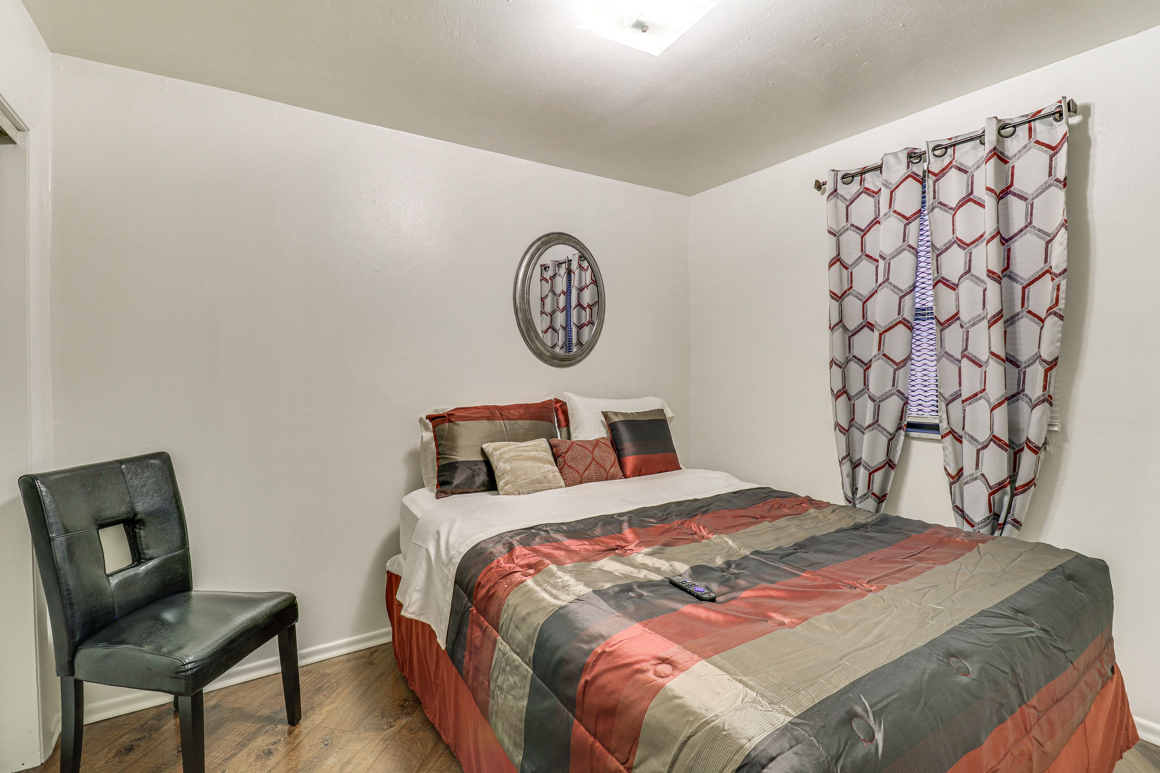 Bedroom 1 | Queen Bed | Smart TV | Linens Provided
