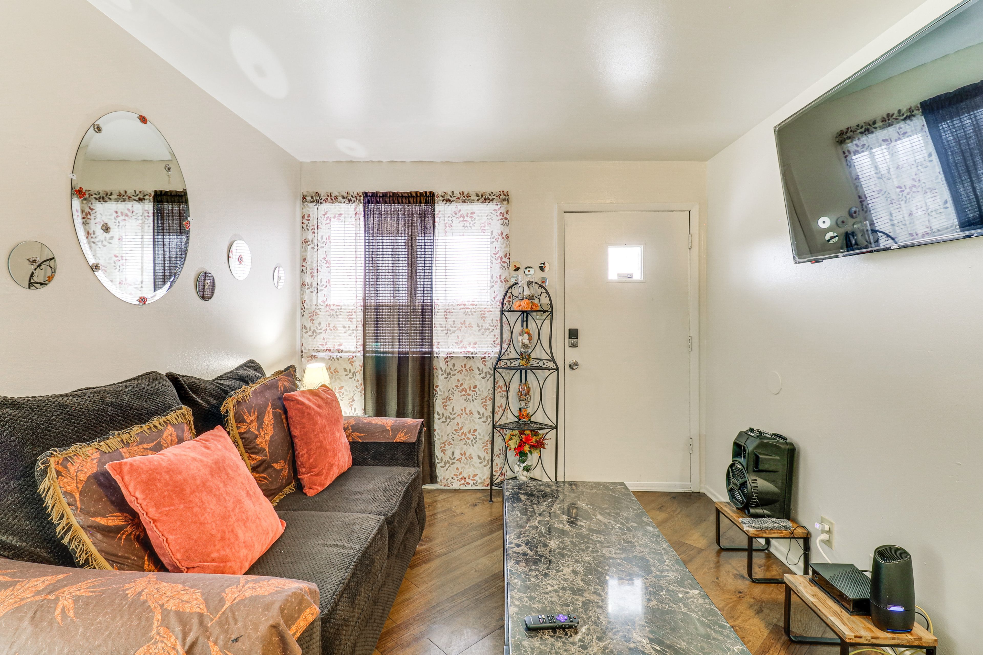 Living Room | Central Air Conditioning & Heating