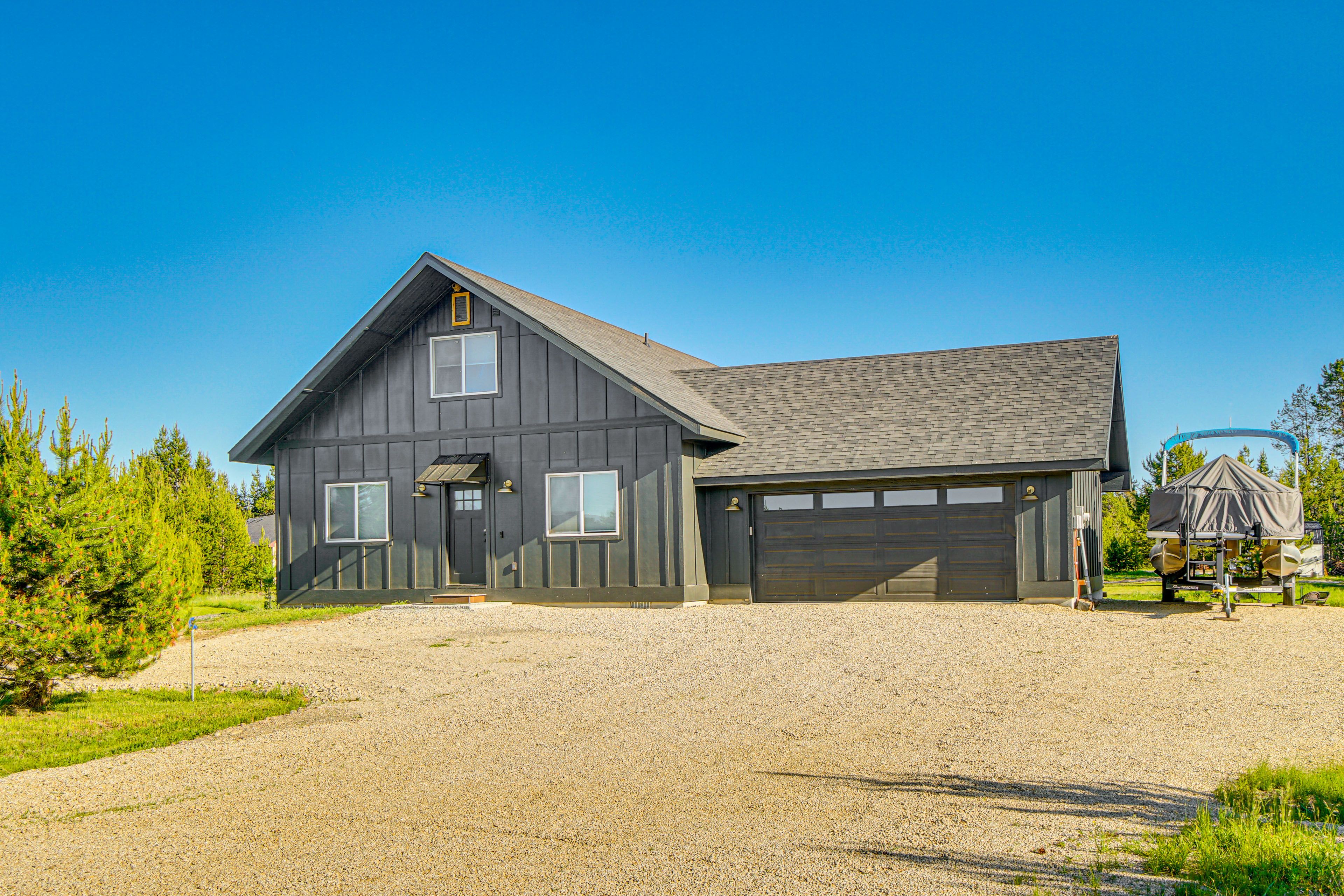 Donnelly Vacation Rental | 3BR | 3BA | 1,720 Sq Ft | 2 Steps to Enter