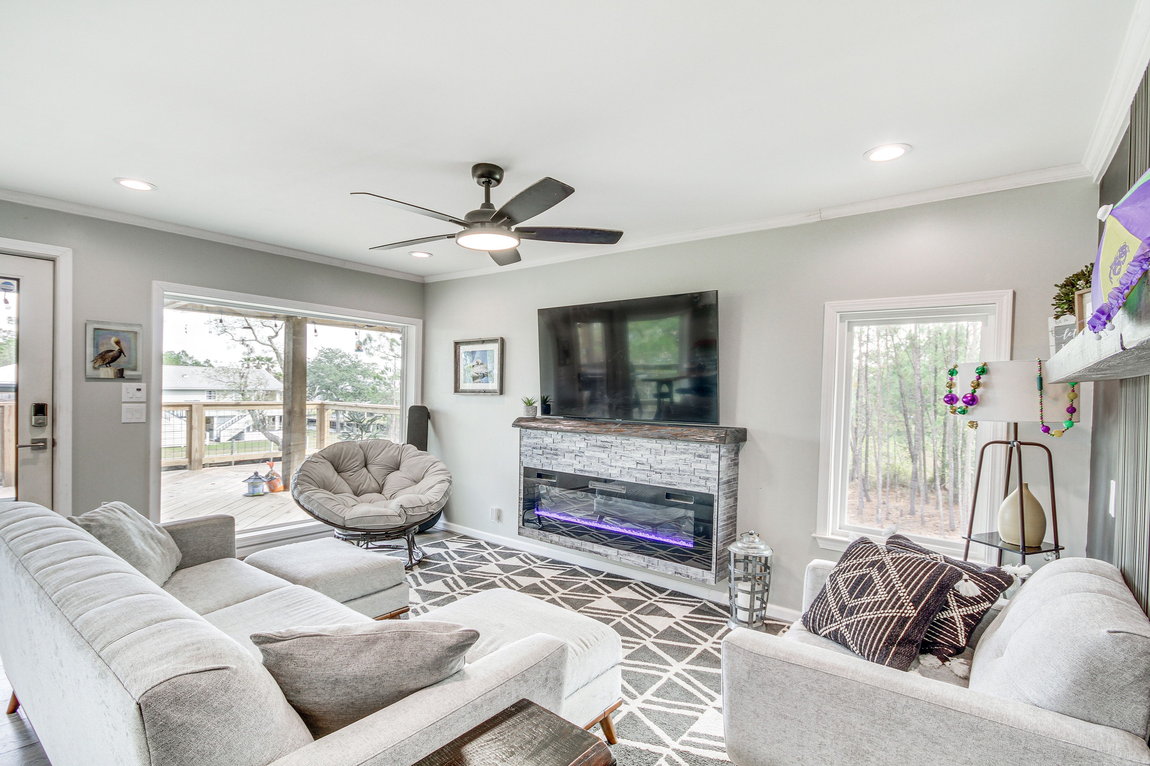 Bay St Louis Vacation Rental | 1BR | 1BA | 900 Sq Ft | Stairs Required