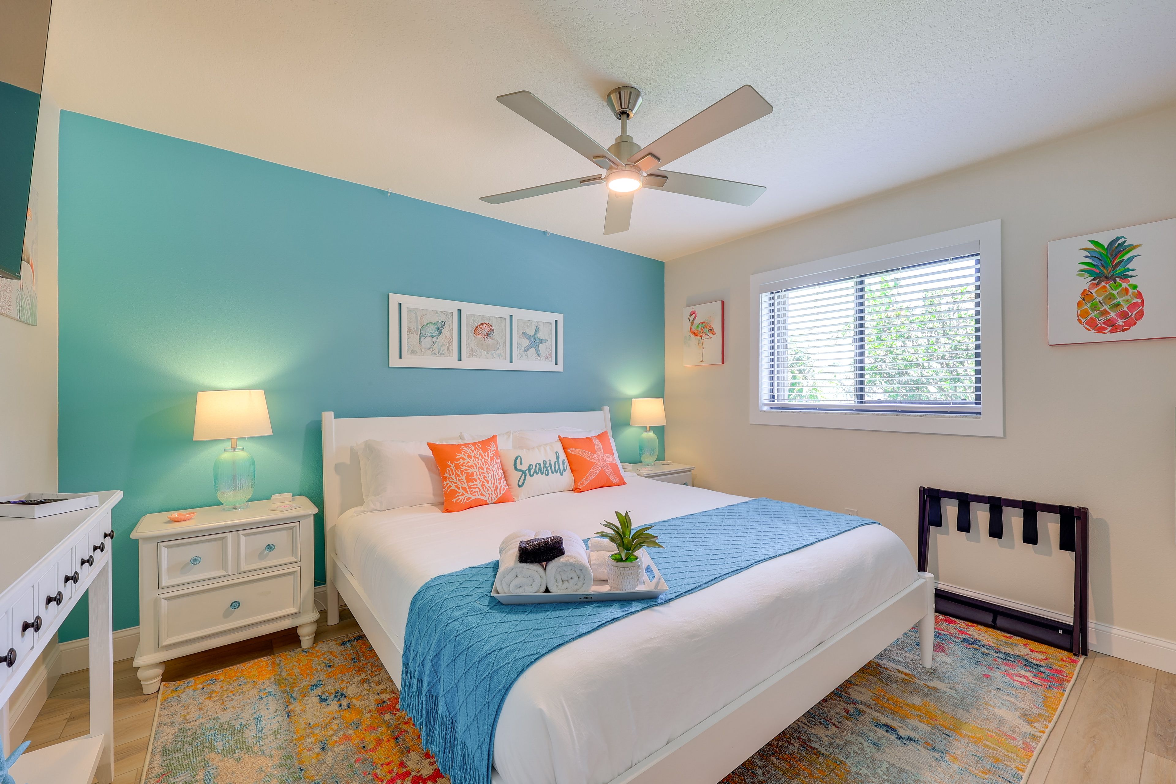 Bedroom 2 | King Bed