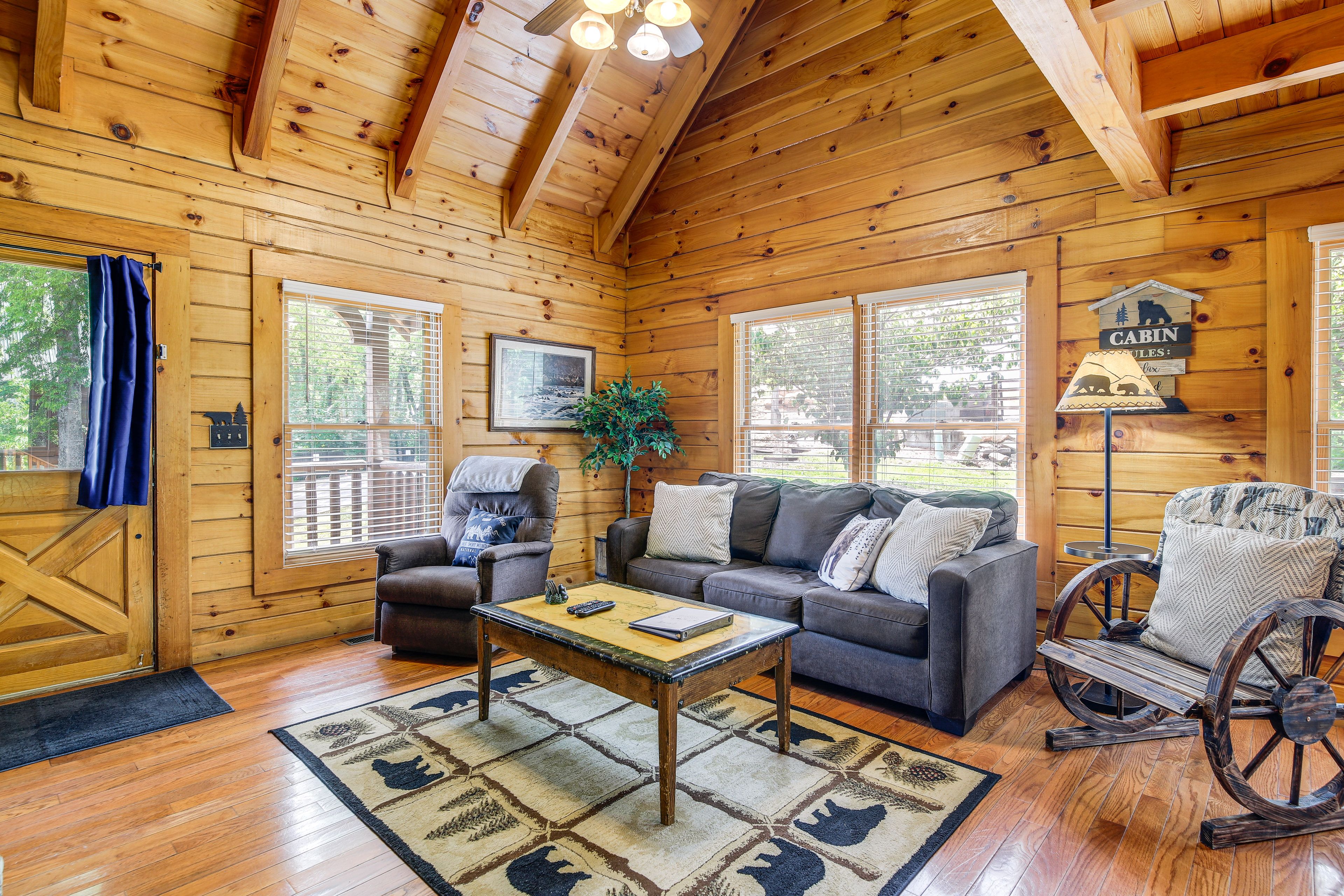 Pigeon Forge Vacation Rental | 2BR | 2BA | 1,229 Sq Ft | Stairs Required