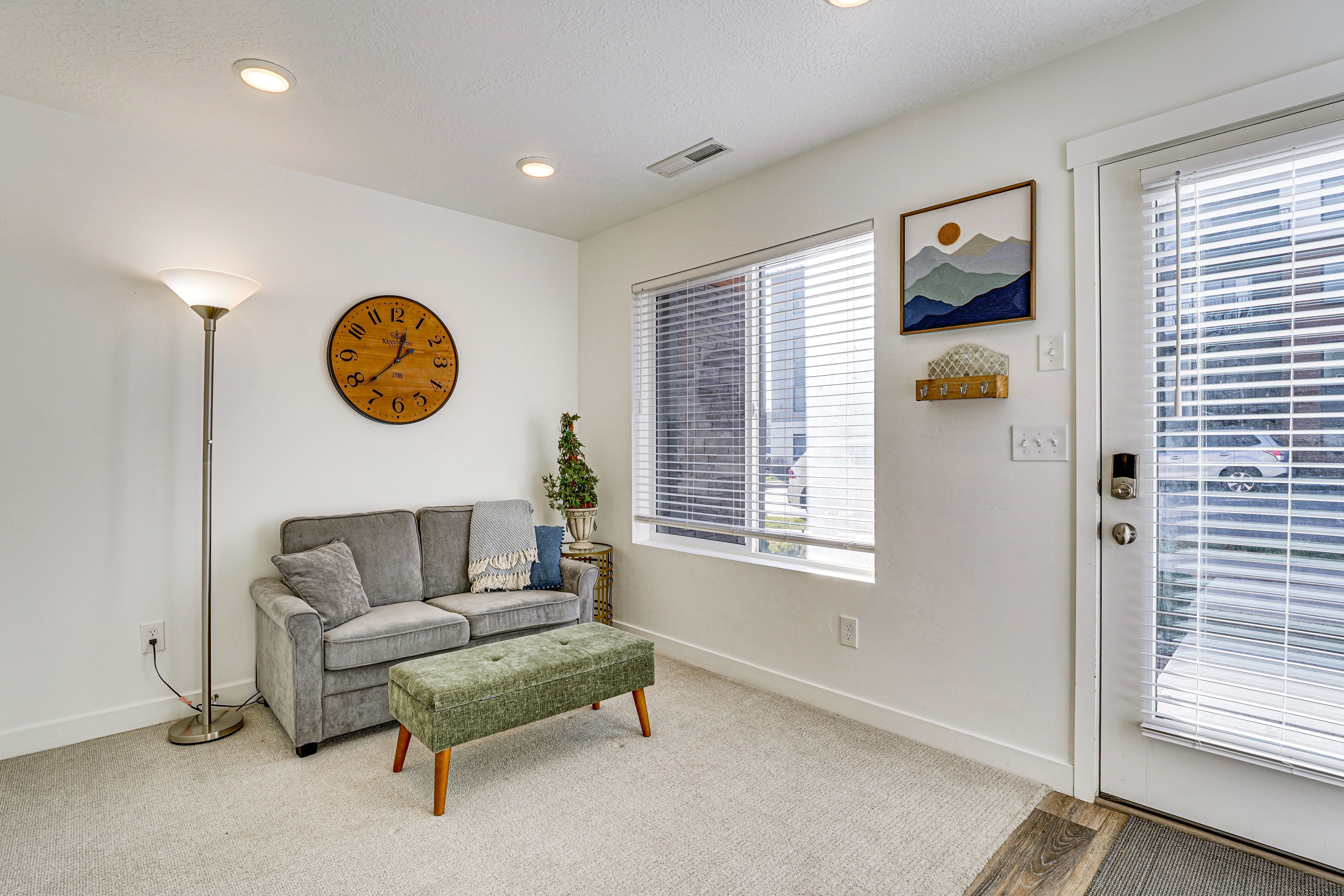 Sitting Room | Sleeper Sofa | 1st Floor