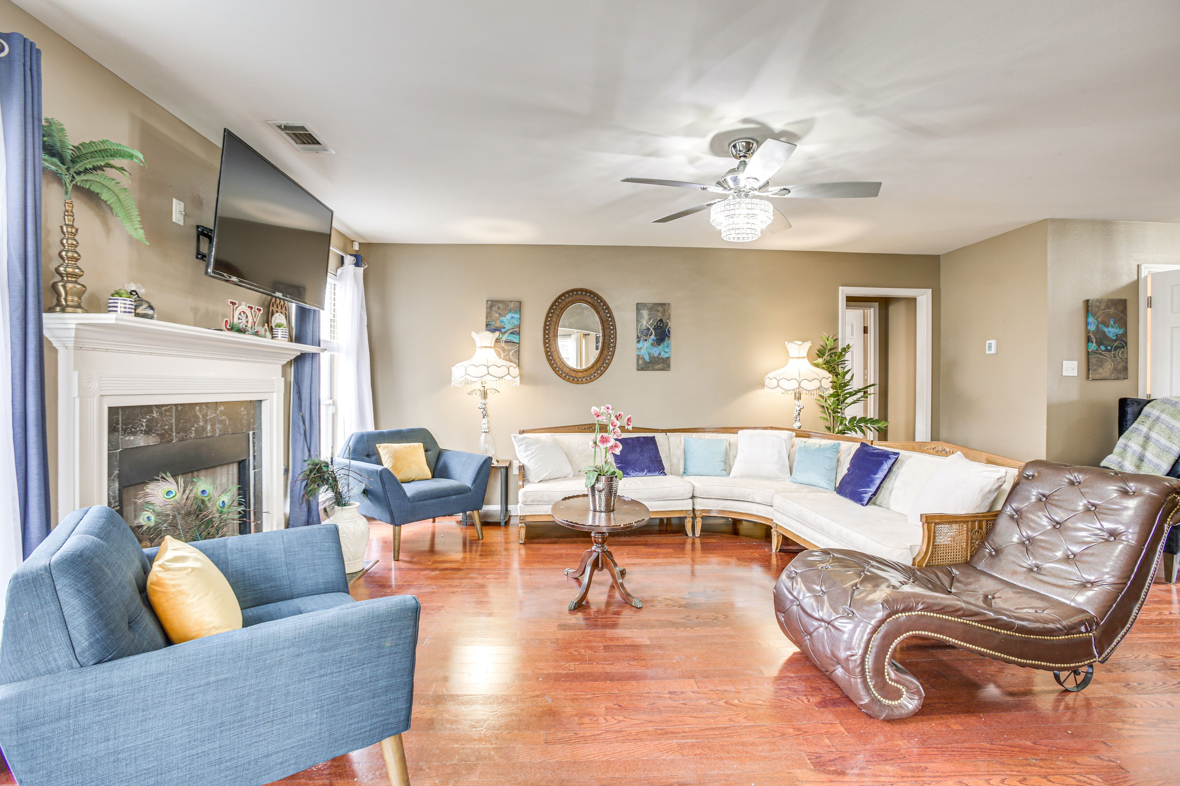 Denham Springs Vacation Rental | 4BR | 2.5BA | Step to Enter | 2,477 Sq Ft