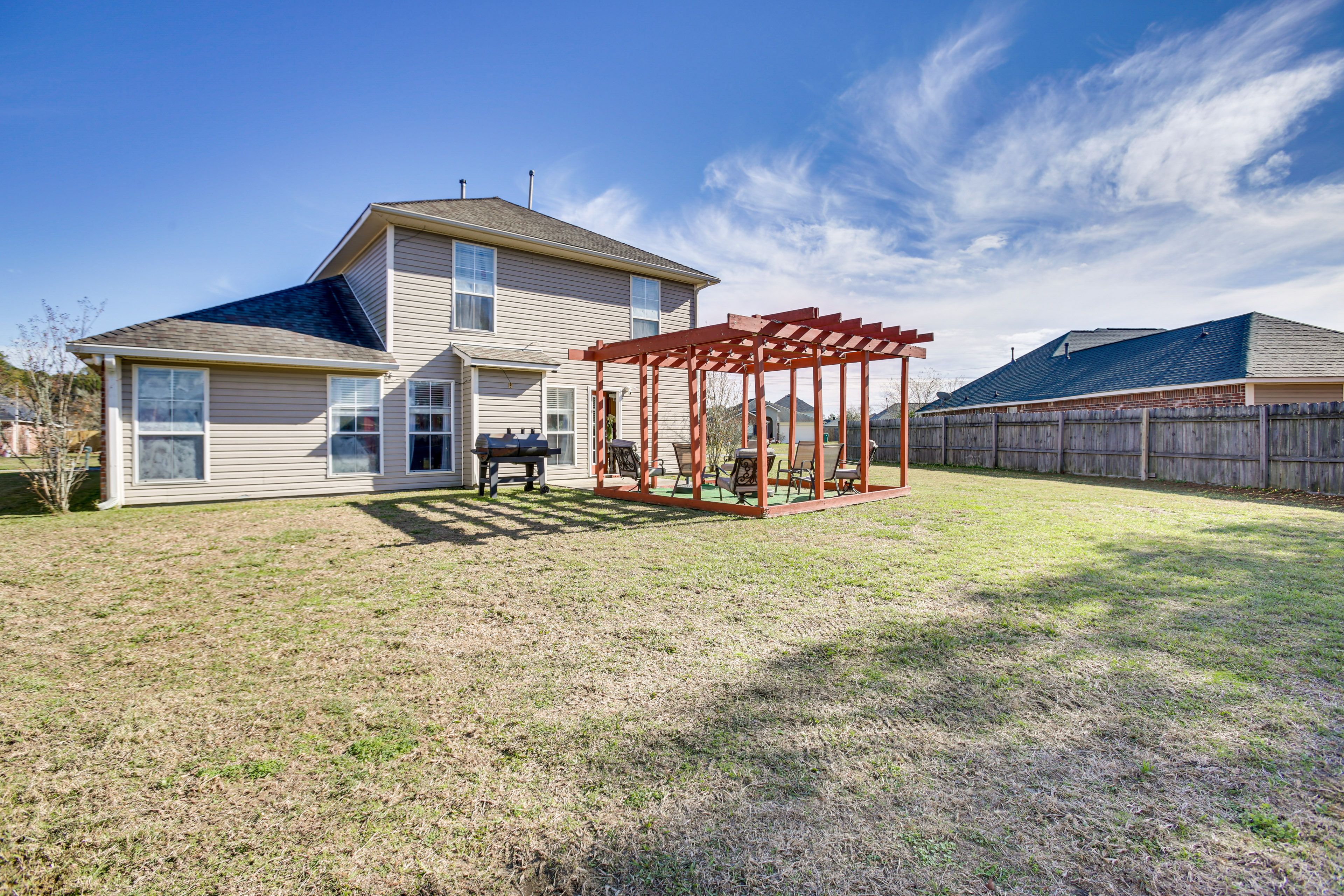 Home Exterior | Backyard