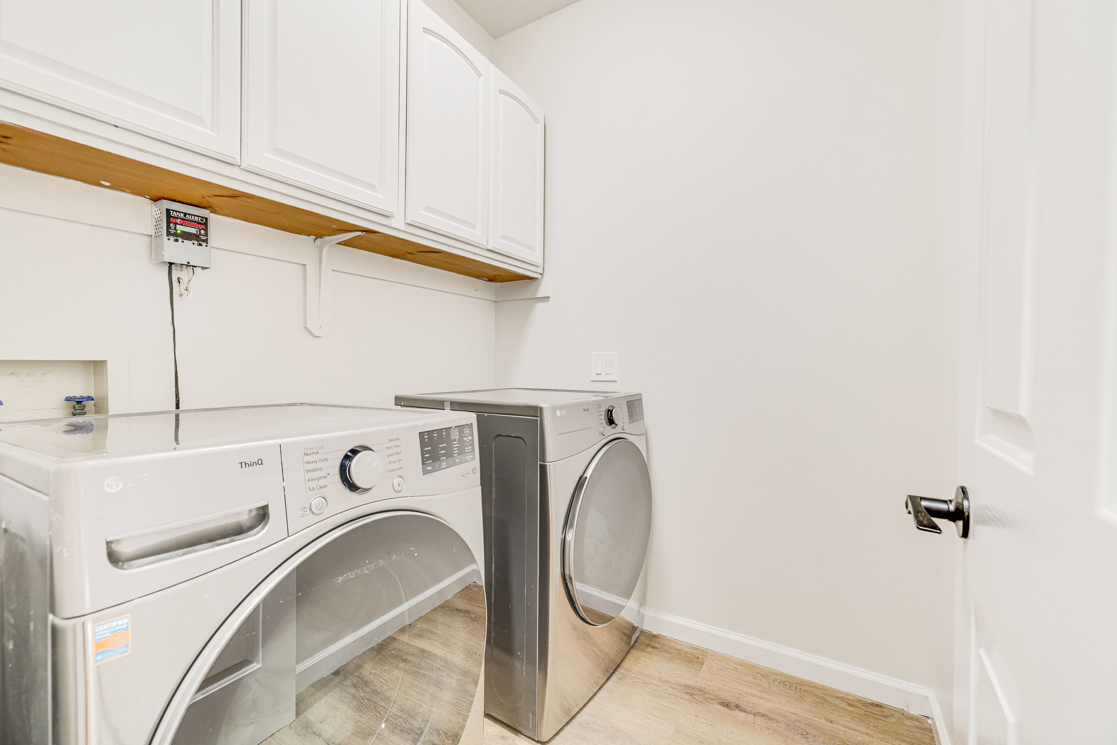 Washer & Dryer