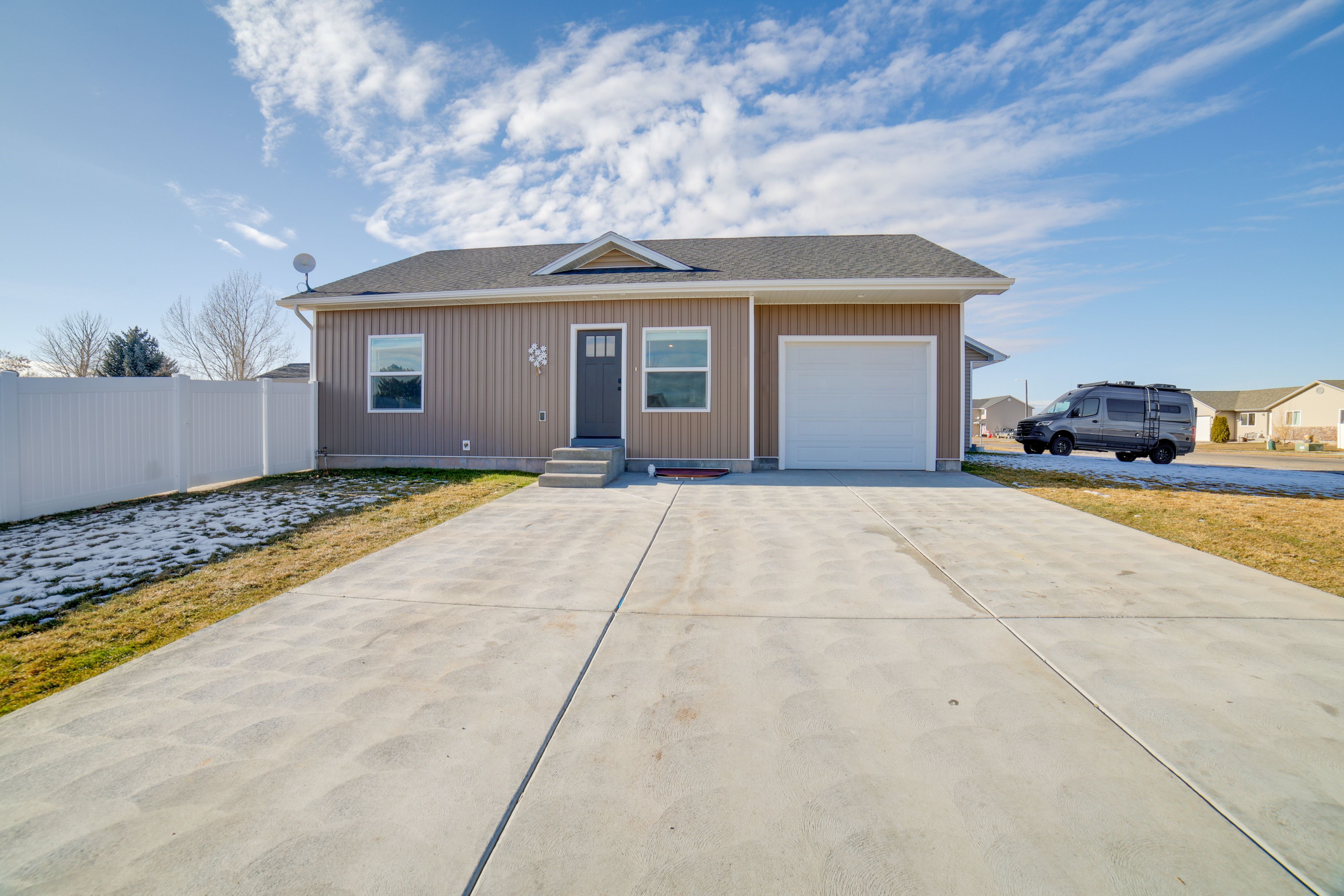 Parking | Driveway (2 Vehicles) | Free Street Parking | Trailer Parking Allowed