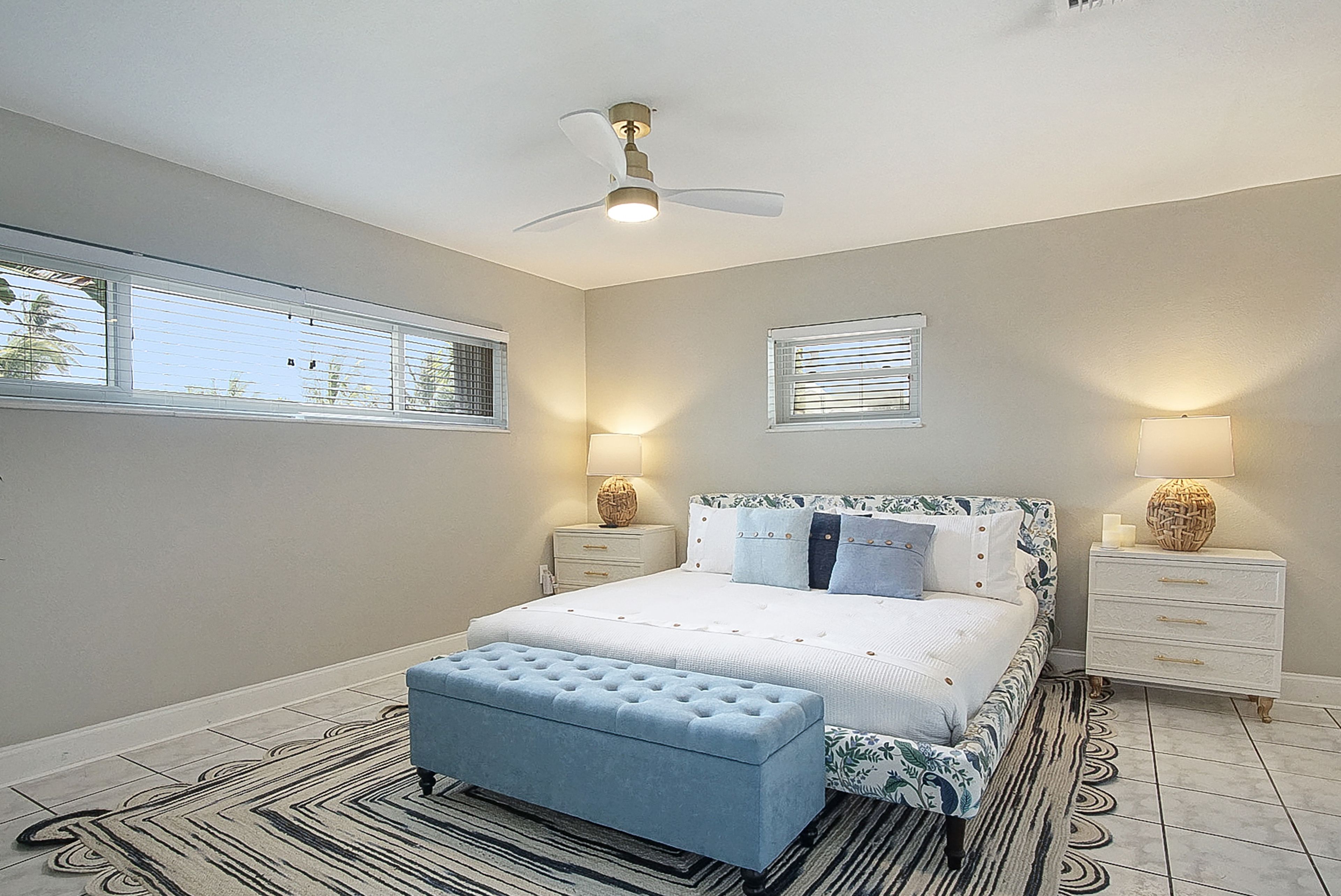 Bedroom 2 | King Bed | En-Suite Bathroom