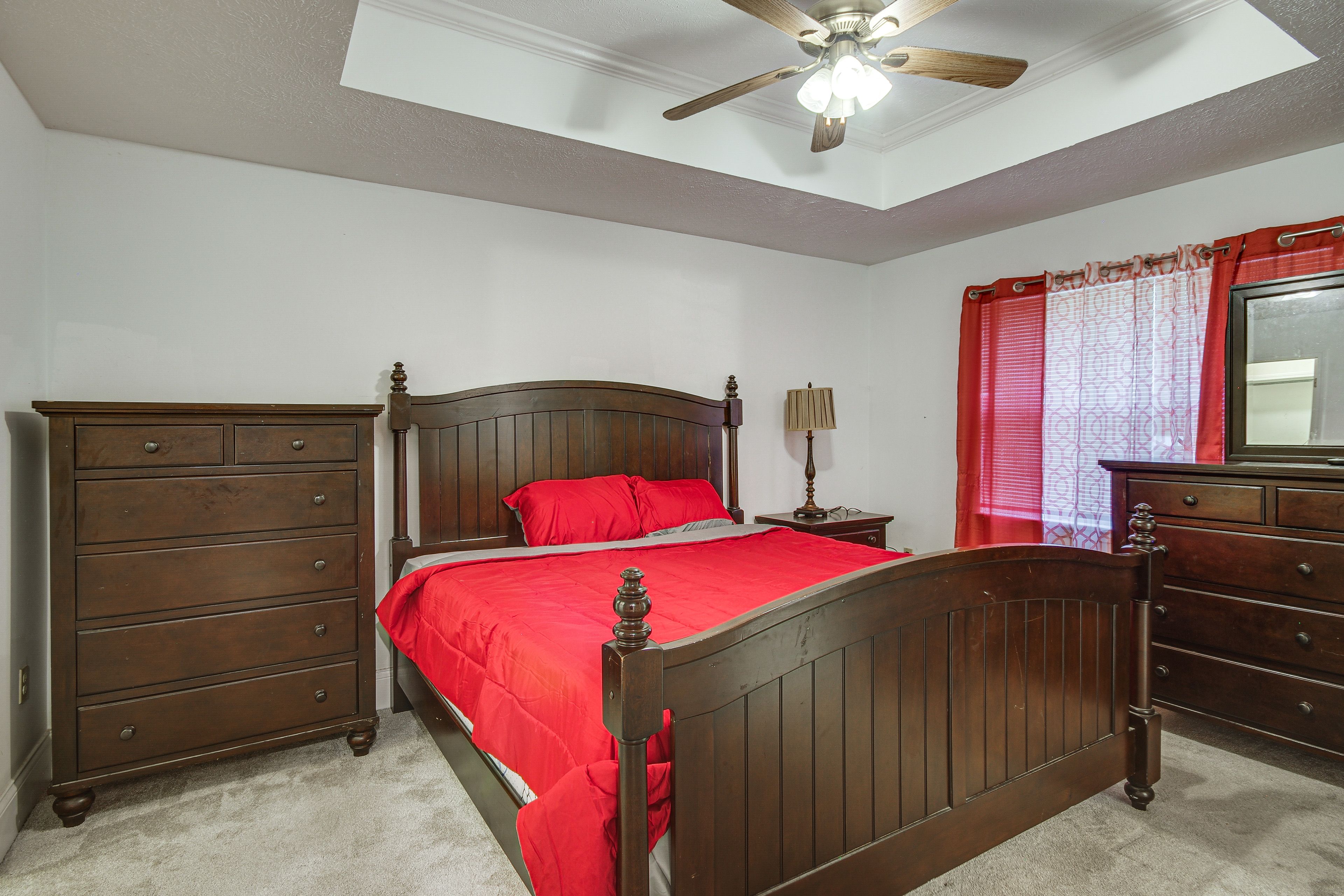 Bedroom 1 | King Bed | Linens Provided | En-Suite Bathroom