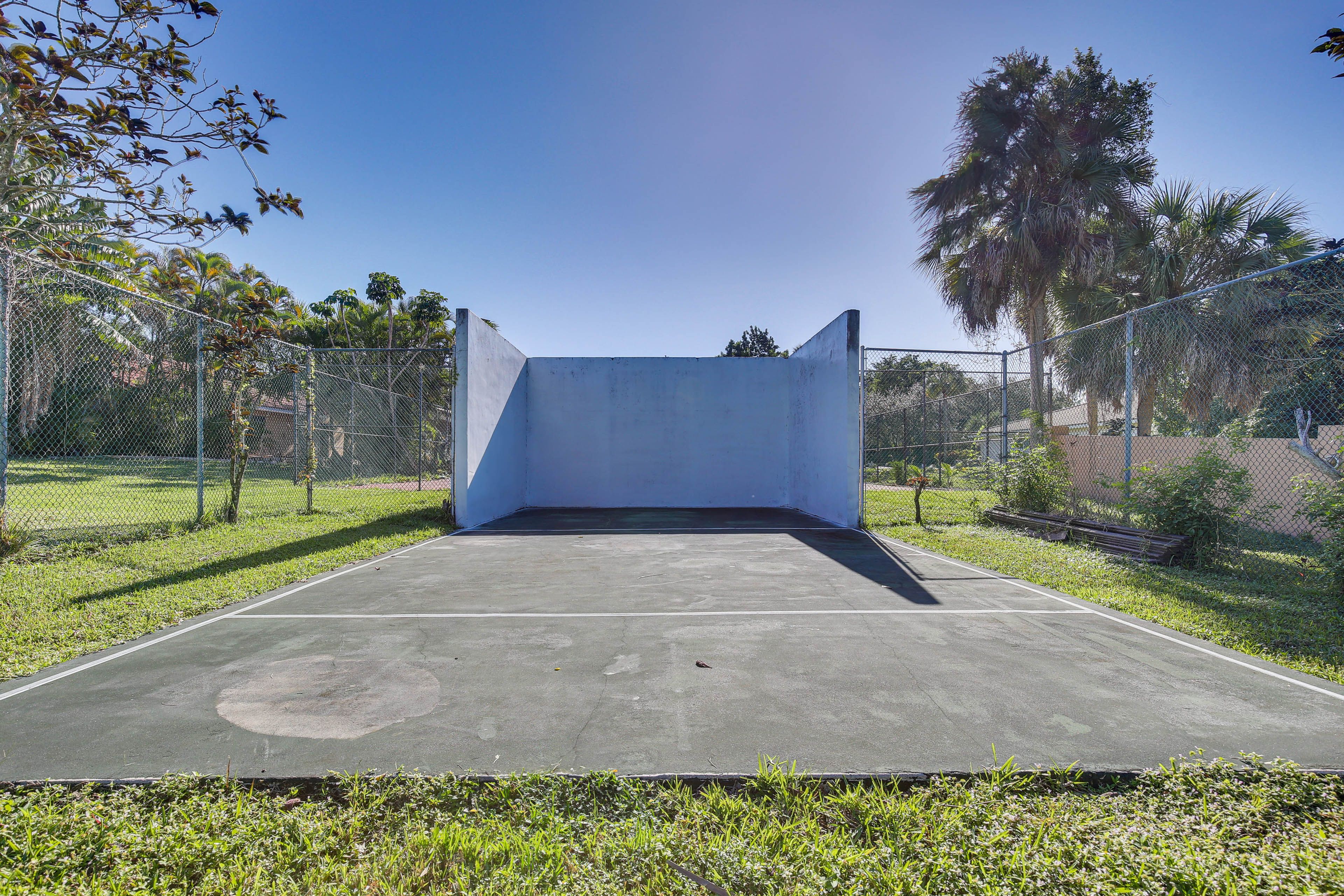 Handball Court