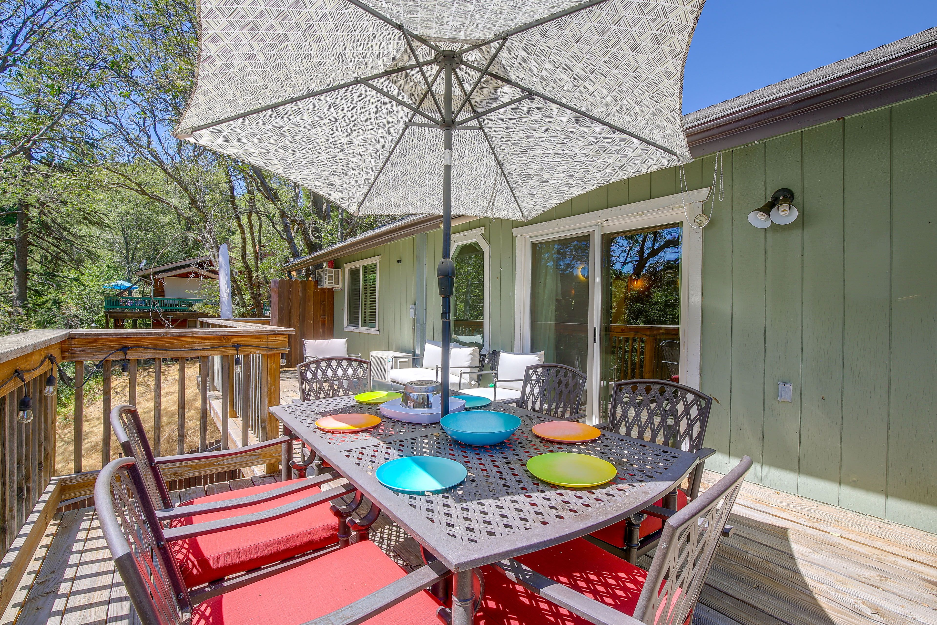 Deck | Gas Grill