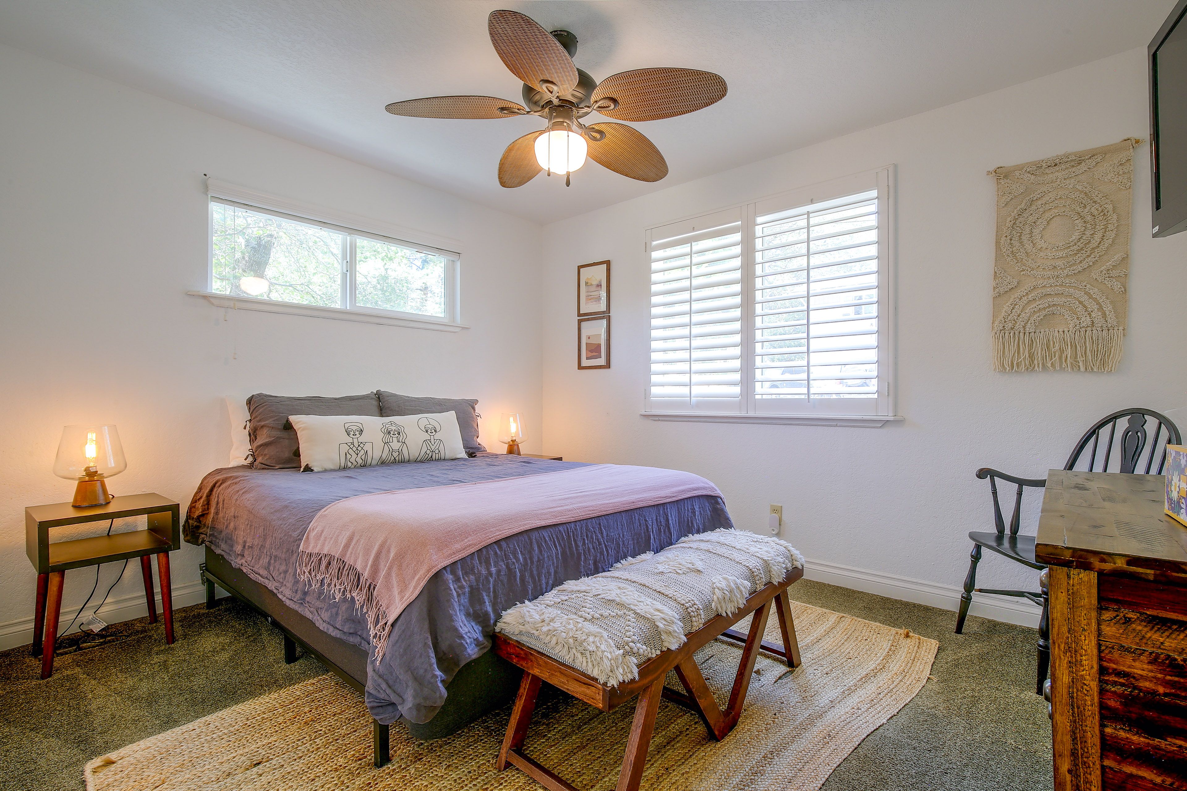 Bedroom 1 | King Bed | Ground Floor