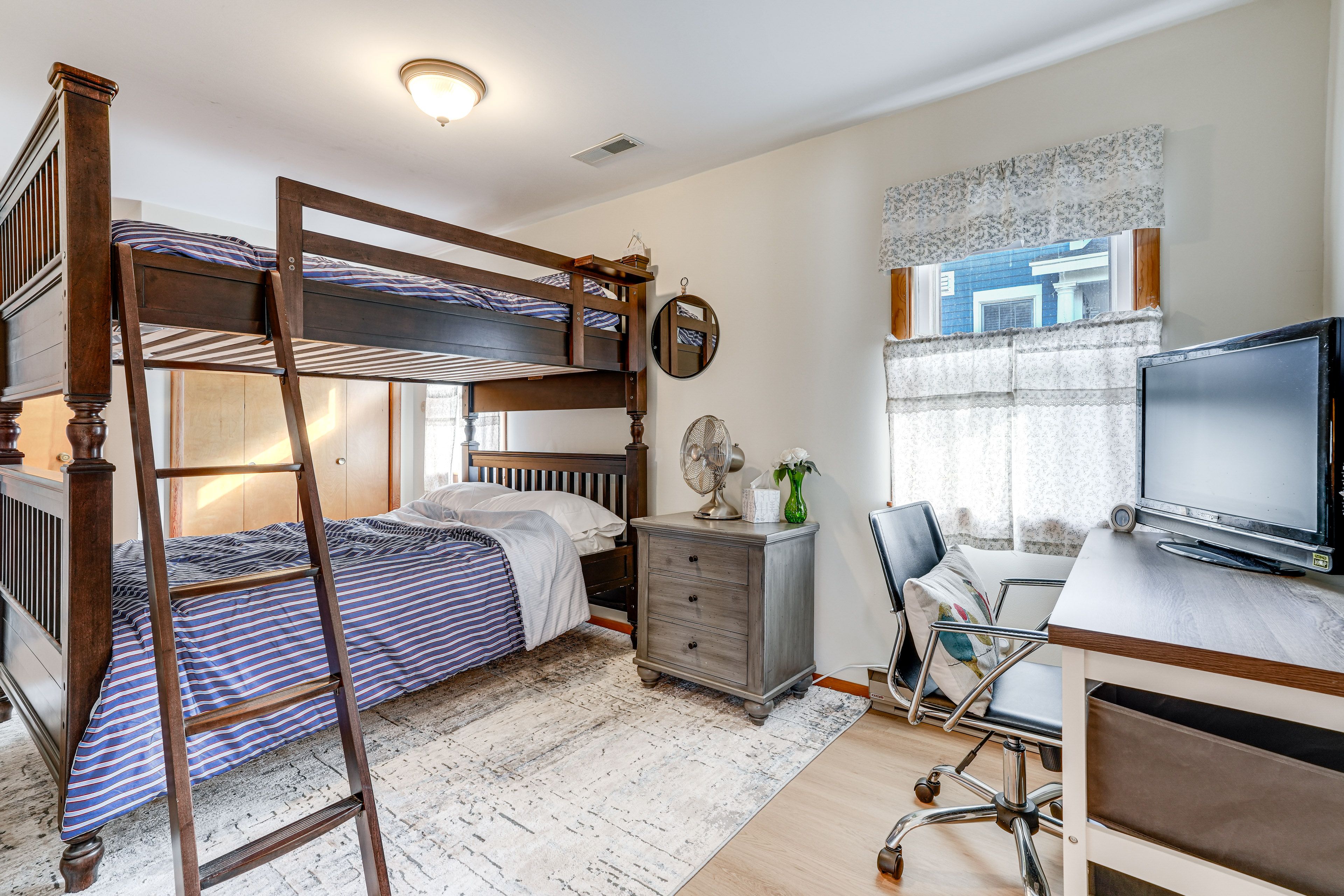 Bedroom 3 | Full Bunk Bed