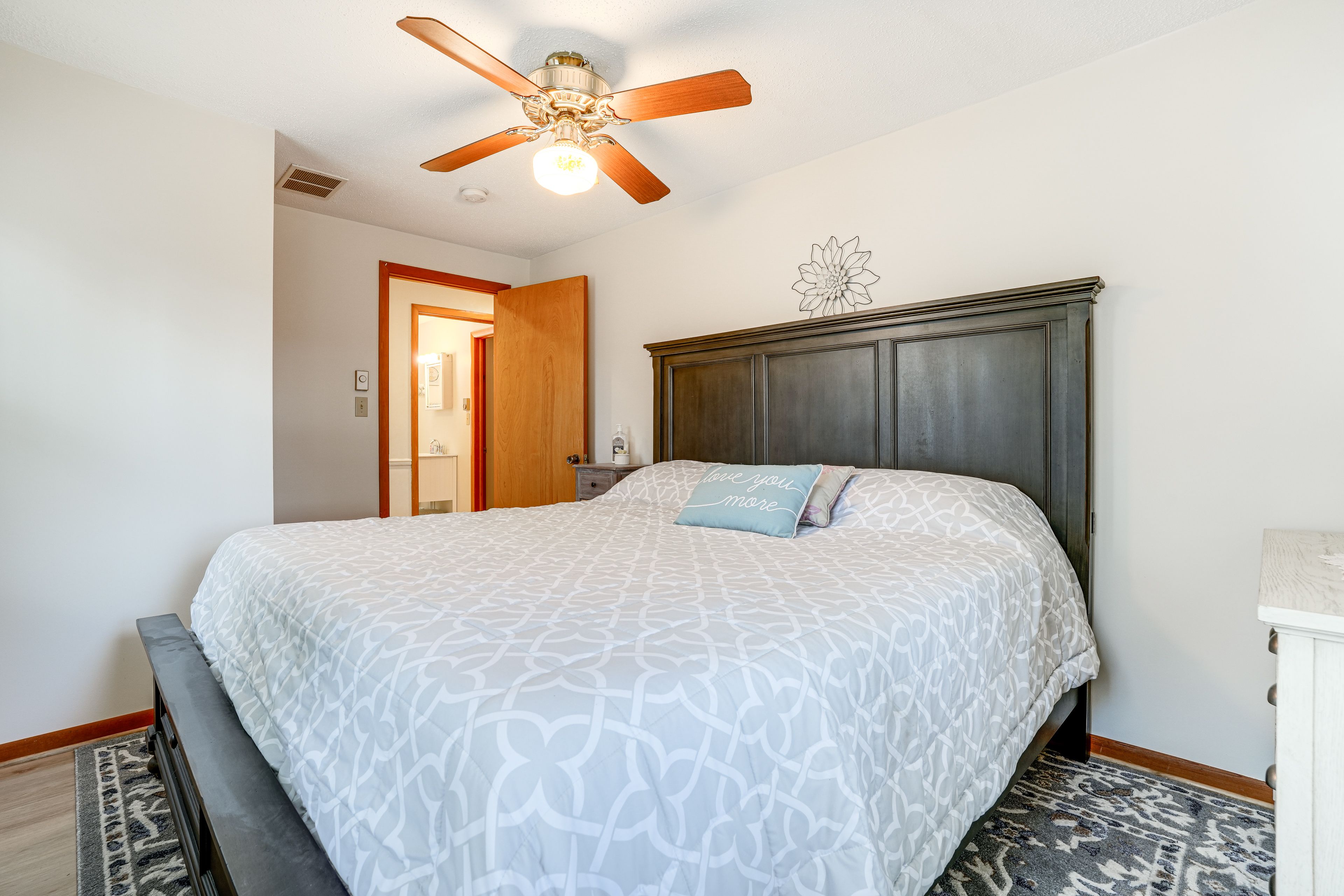 Bedroom 1 | King Bed | Linens Provided