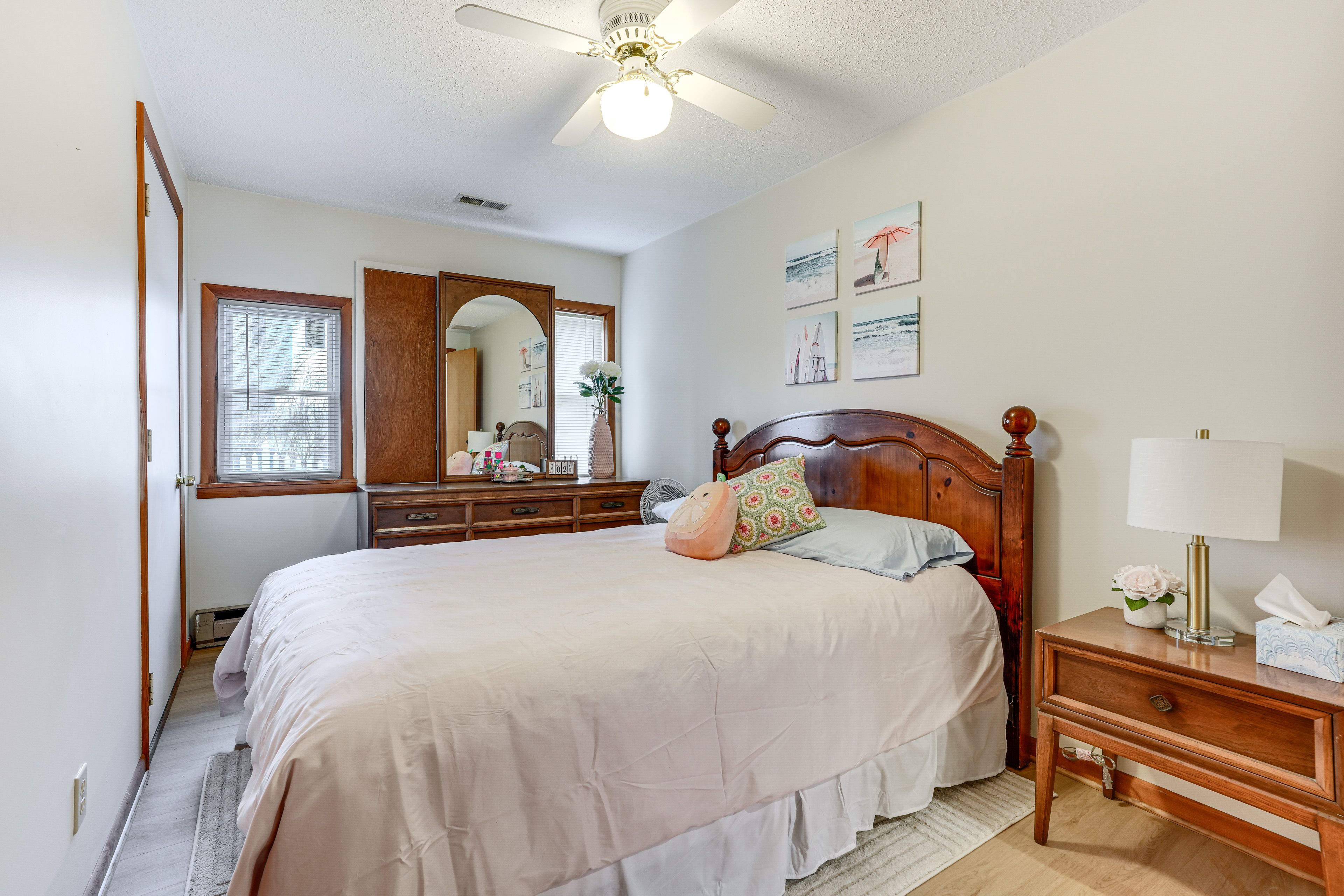 Bedroom 2 | Queen Bed