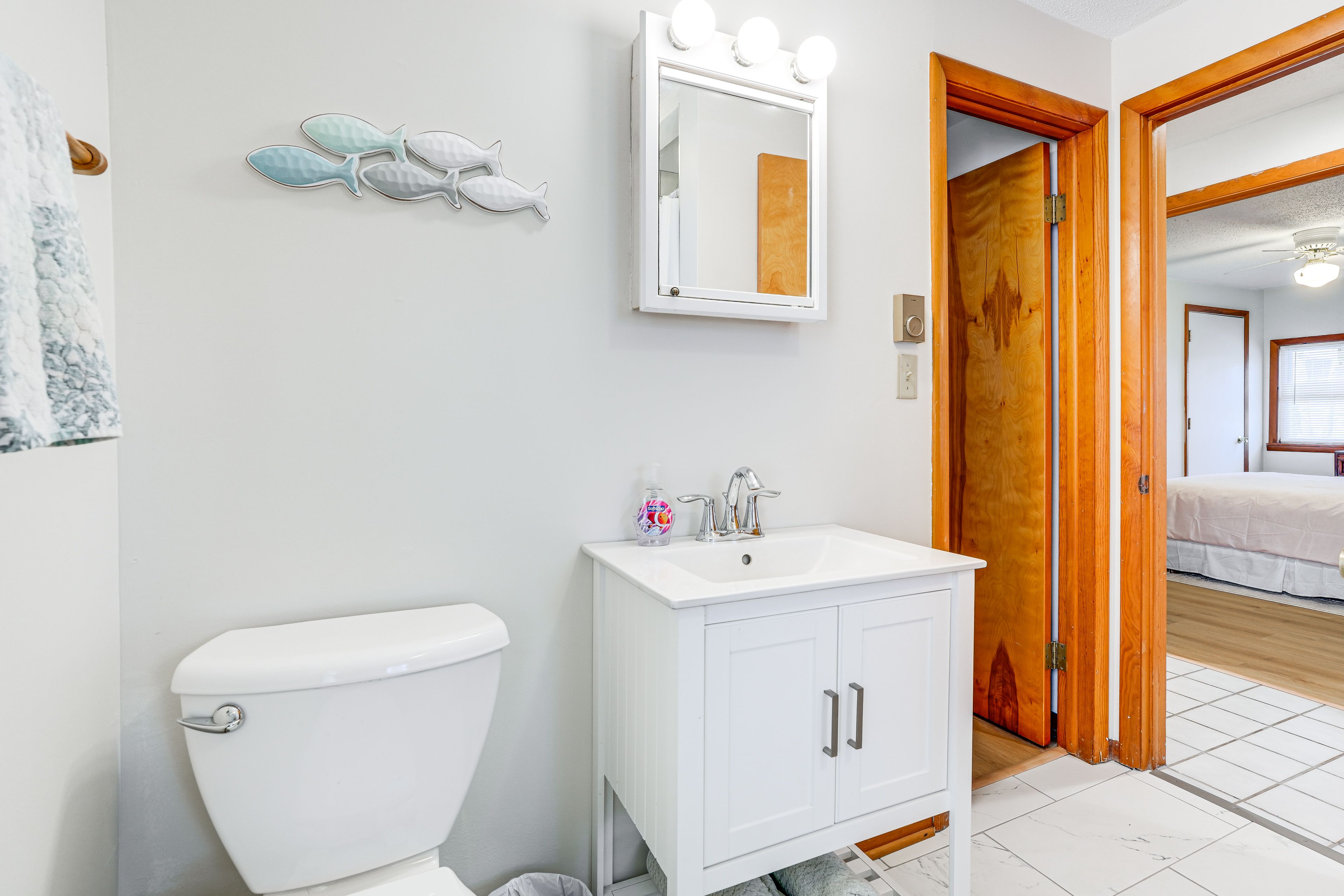 Bathroom | Complimentary Toiletries | Towels Provided
