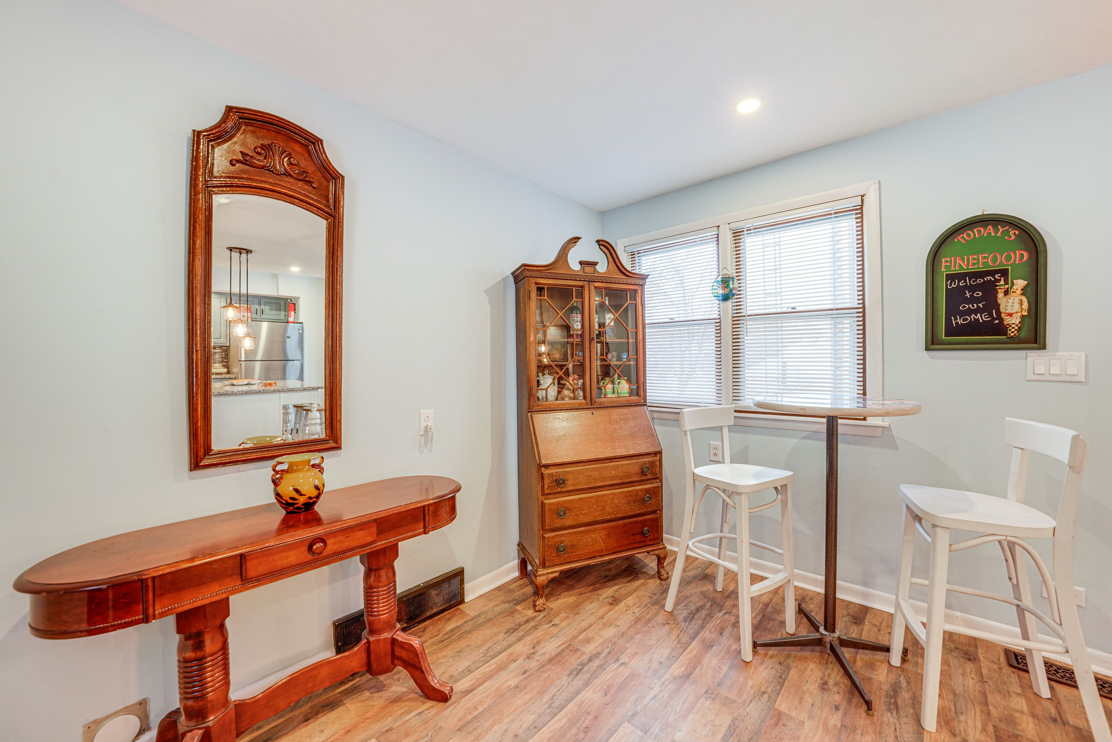 Breakfast Nook